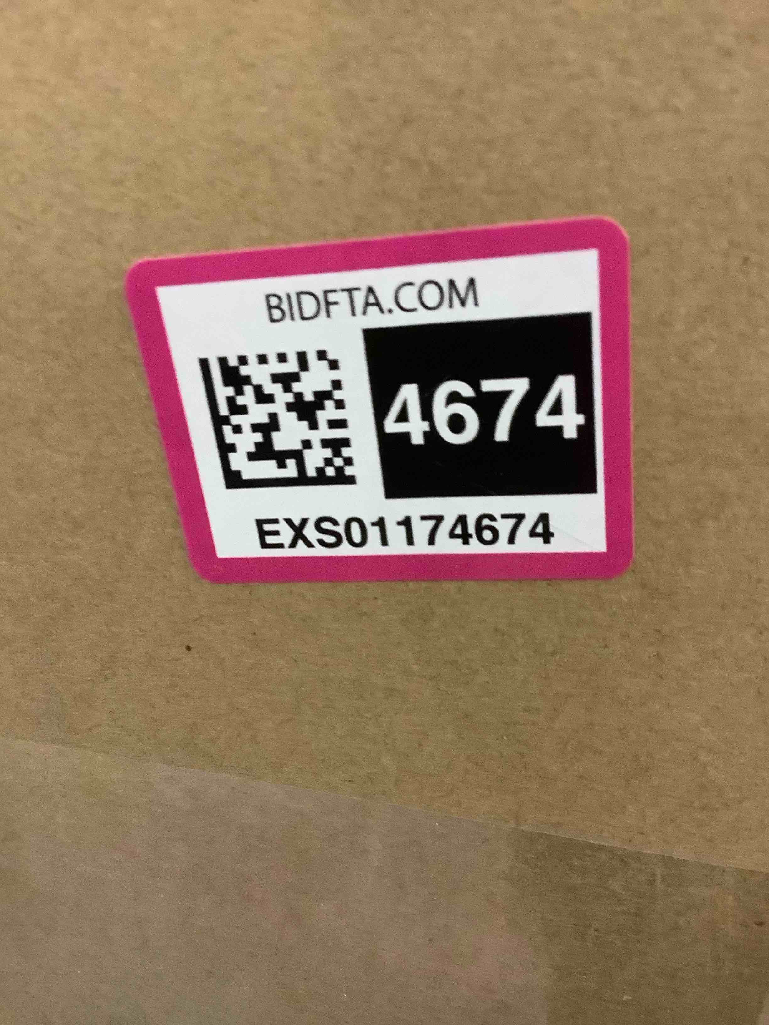 https://s3.amazonaws.com/lotting-images-prod/BargainHunt/EXS01174674_1708012447587.jpeg