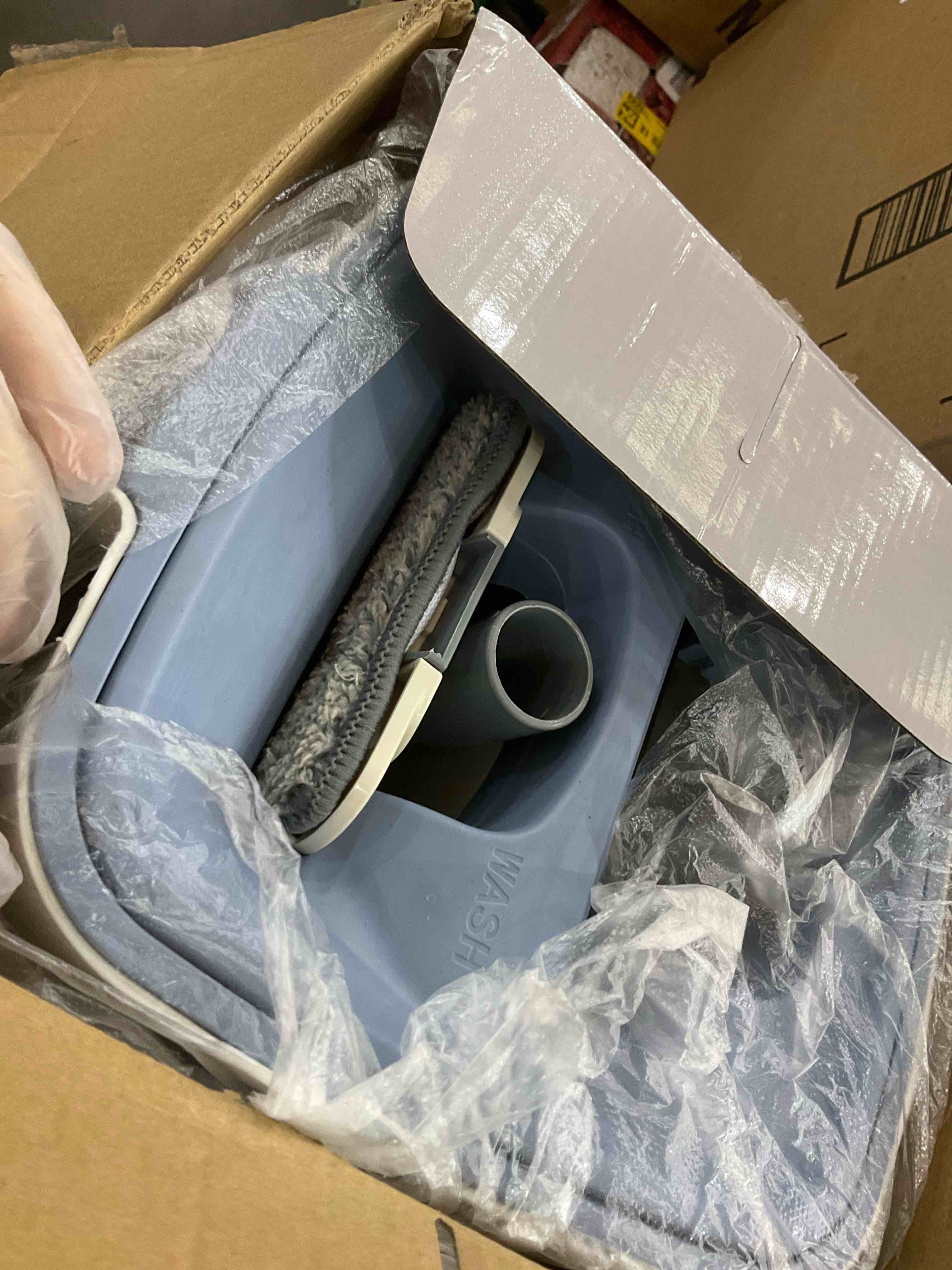 https://s3.amazonaws.com/lotting-images-prod/BargainHunt/EXS01174985_1709834812870.jpeg