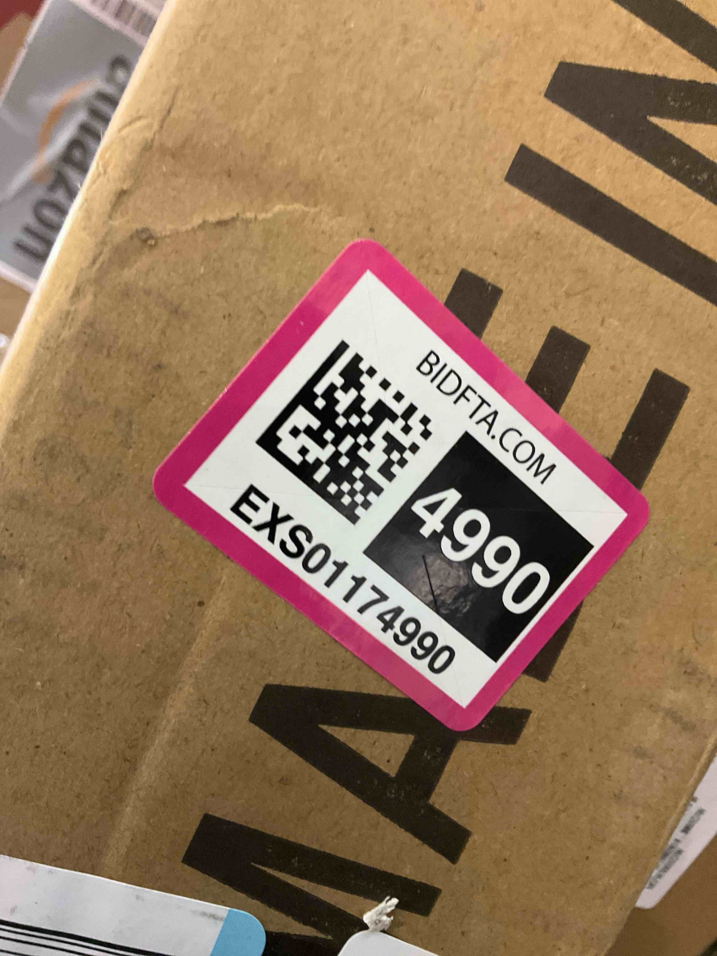 https://s3.amazonaws.com/lotting-images-prod/BargainHunt/EXS01174990_1709835193645.jpeg