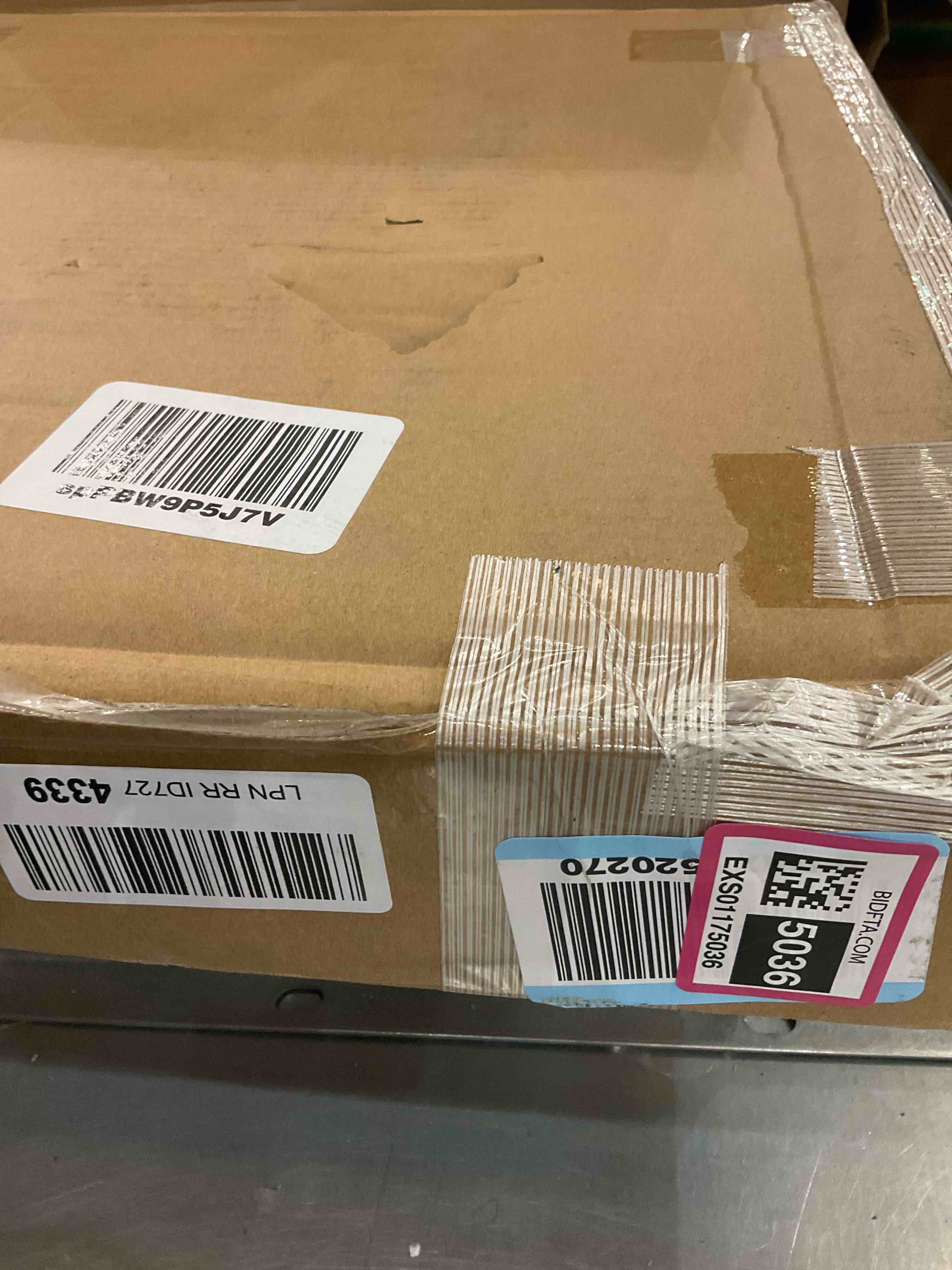 https://s3.amazonaws.com/lotting-images-prod/BargainHunt/EXS01175036_1709829461853.jpeg