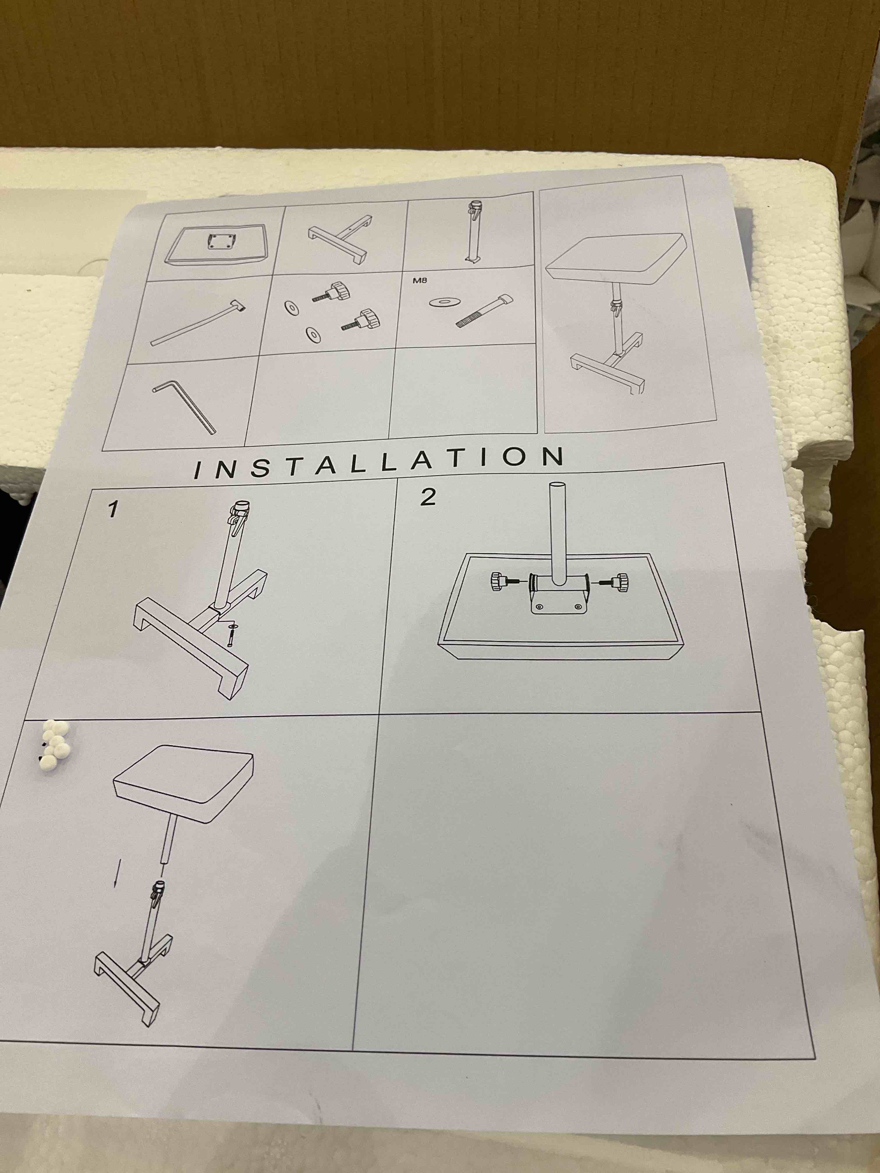 https://s3.amazonaws.com/lotting-images-prod/BargainHunt/EXS01175044_1709833306276.jpeg