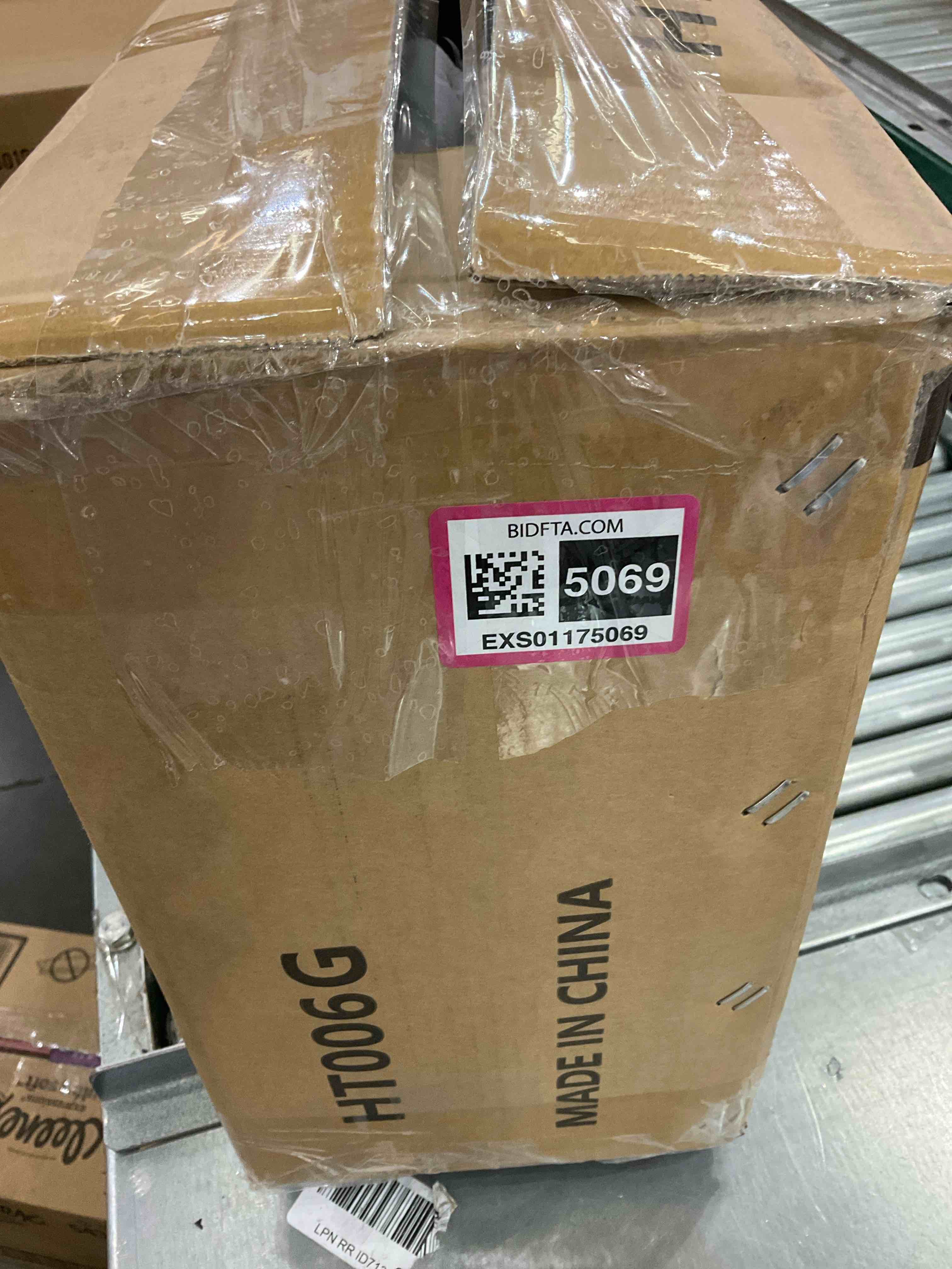 https://s3.amazonaws.com/lotting-images-prod/BargainHunt/EXS01175069_1709839810207.jpeg