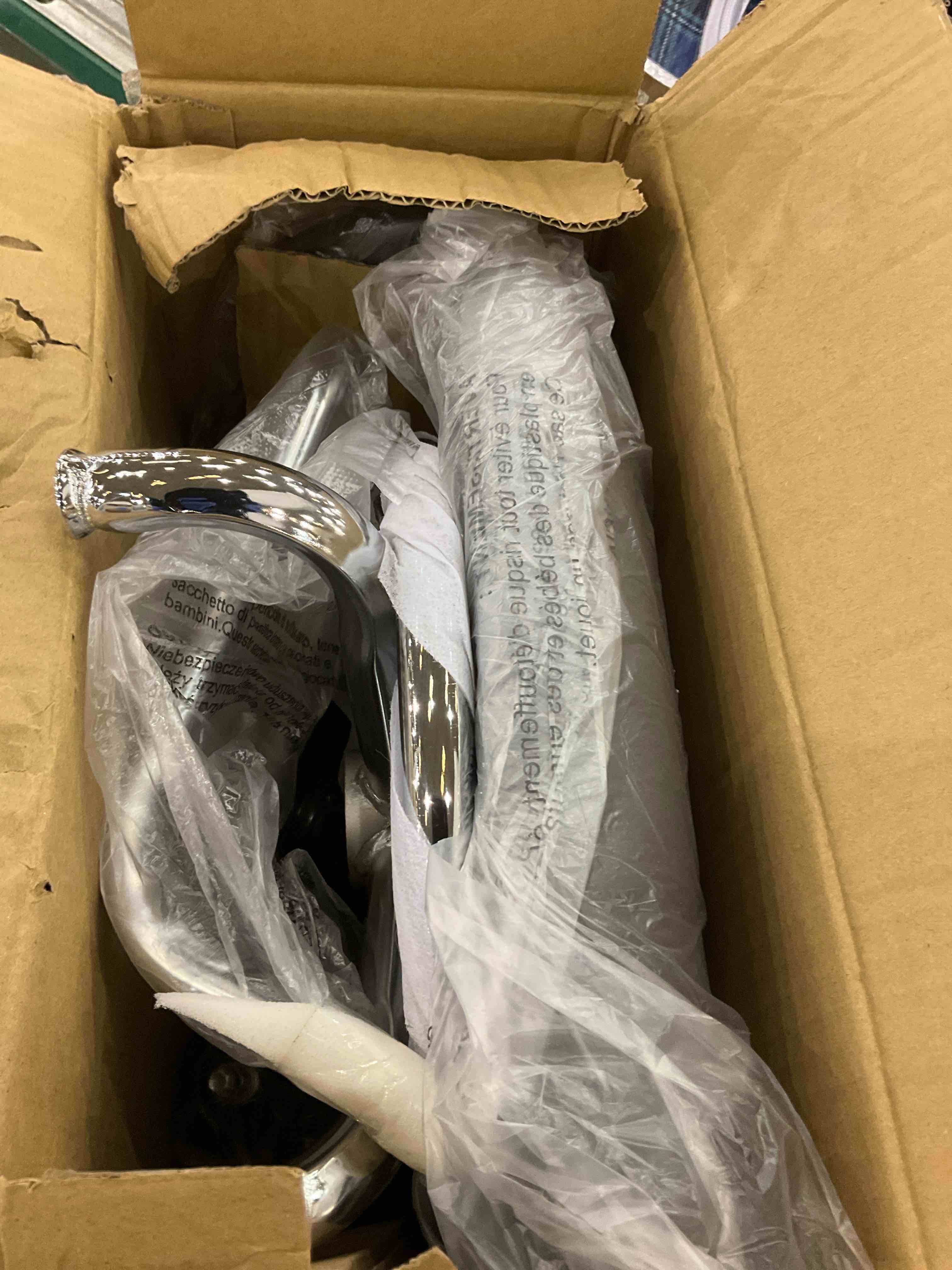 https://s3.amazonaws.com/lotting-images-prod/BargainHunt/EXS01175069_1709839845605.jpeg