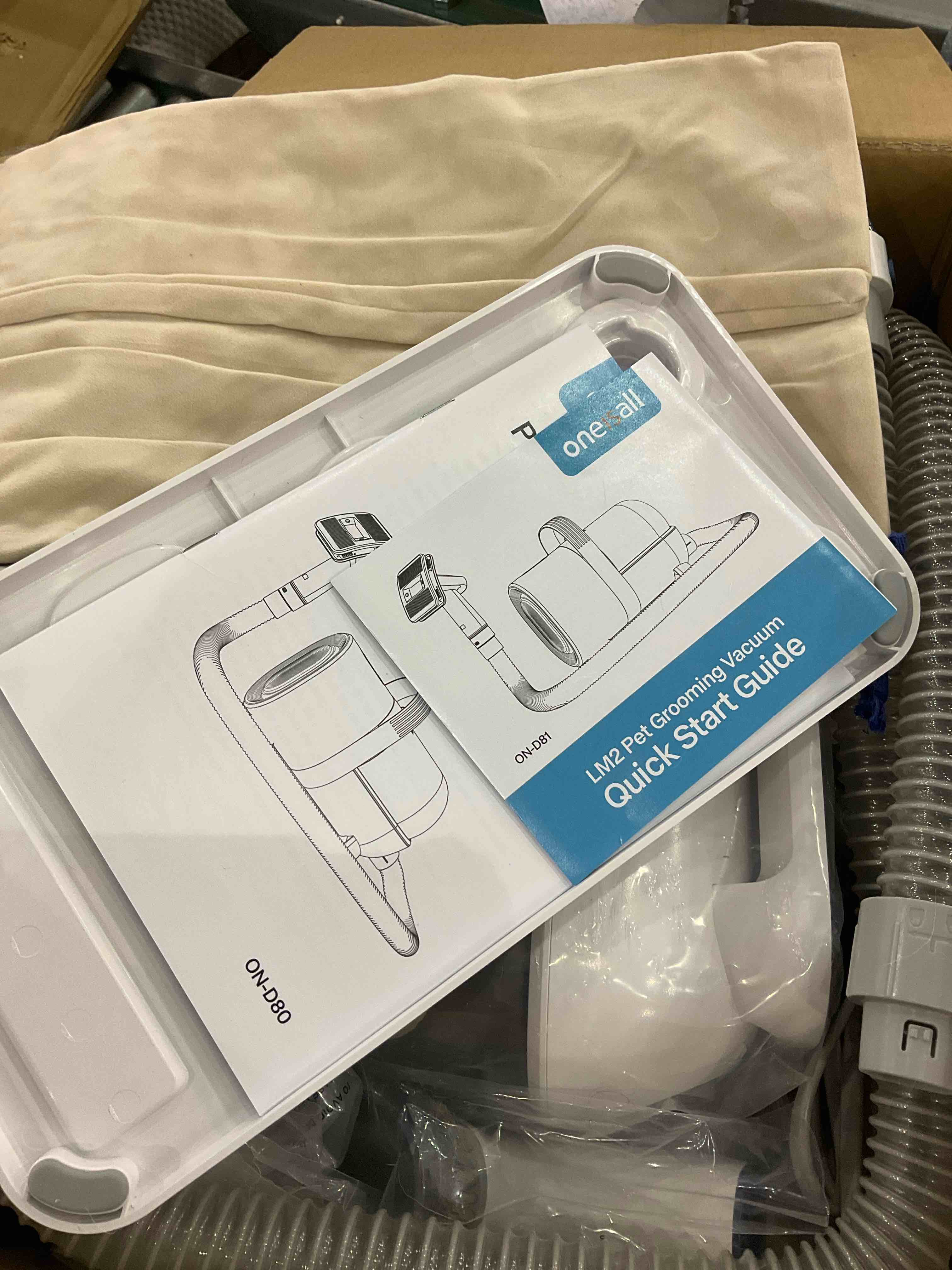https://s3.amazonaws.com/lotting-images-prod/BargainHunt/EXS01175133_1709909677808.jpeg