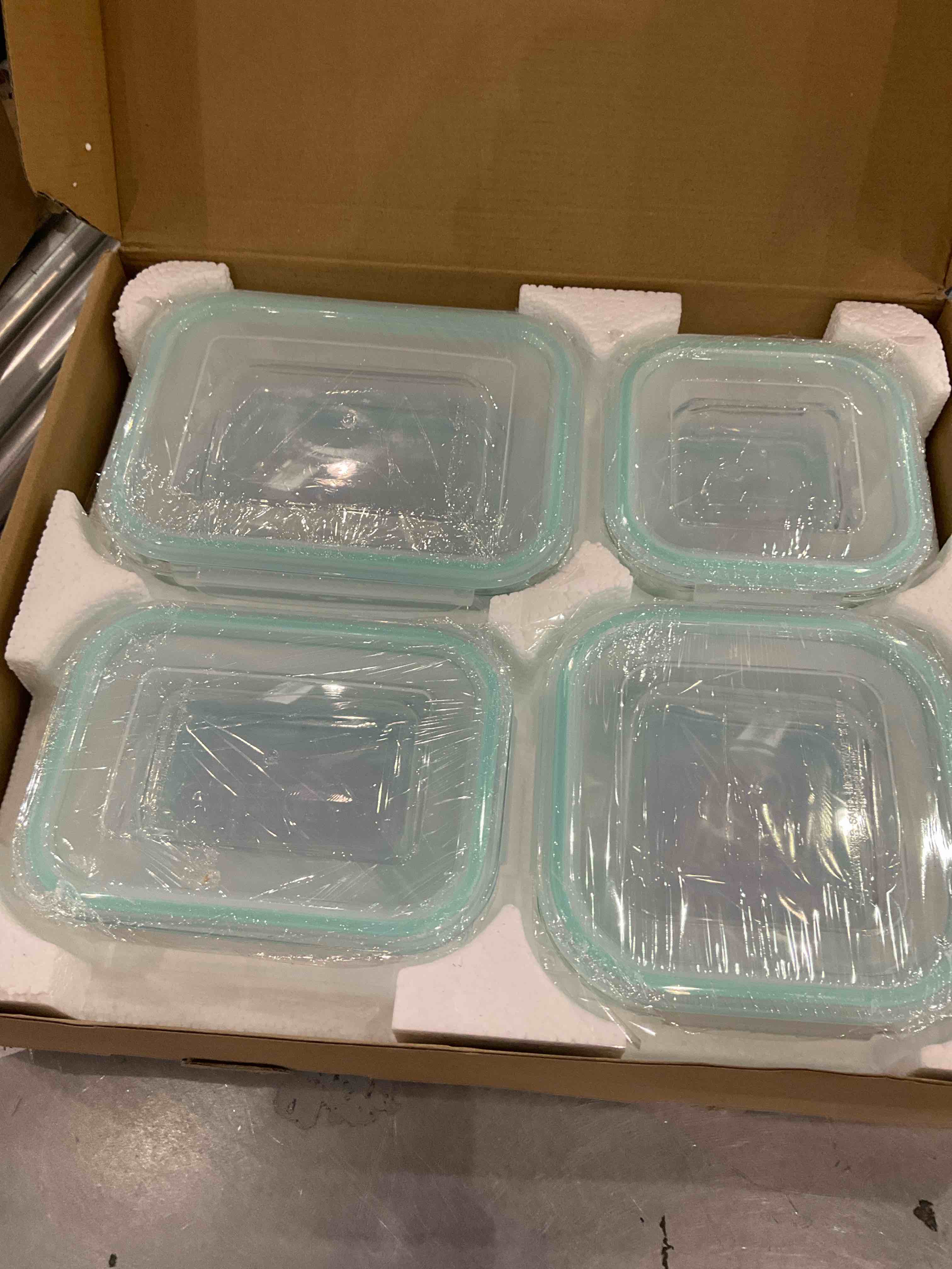 GLASS STORAGE CONTAINERS