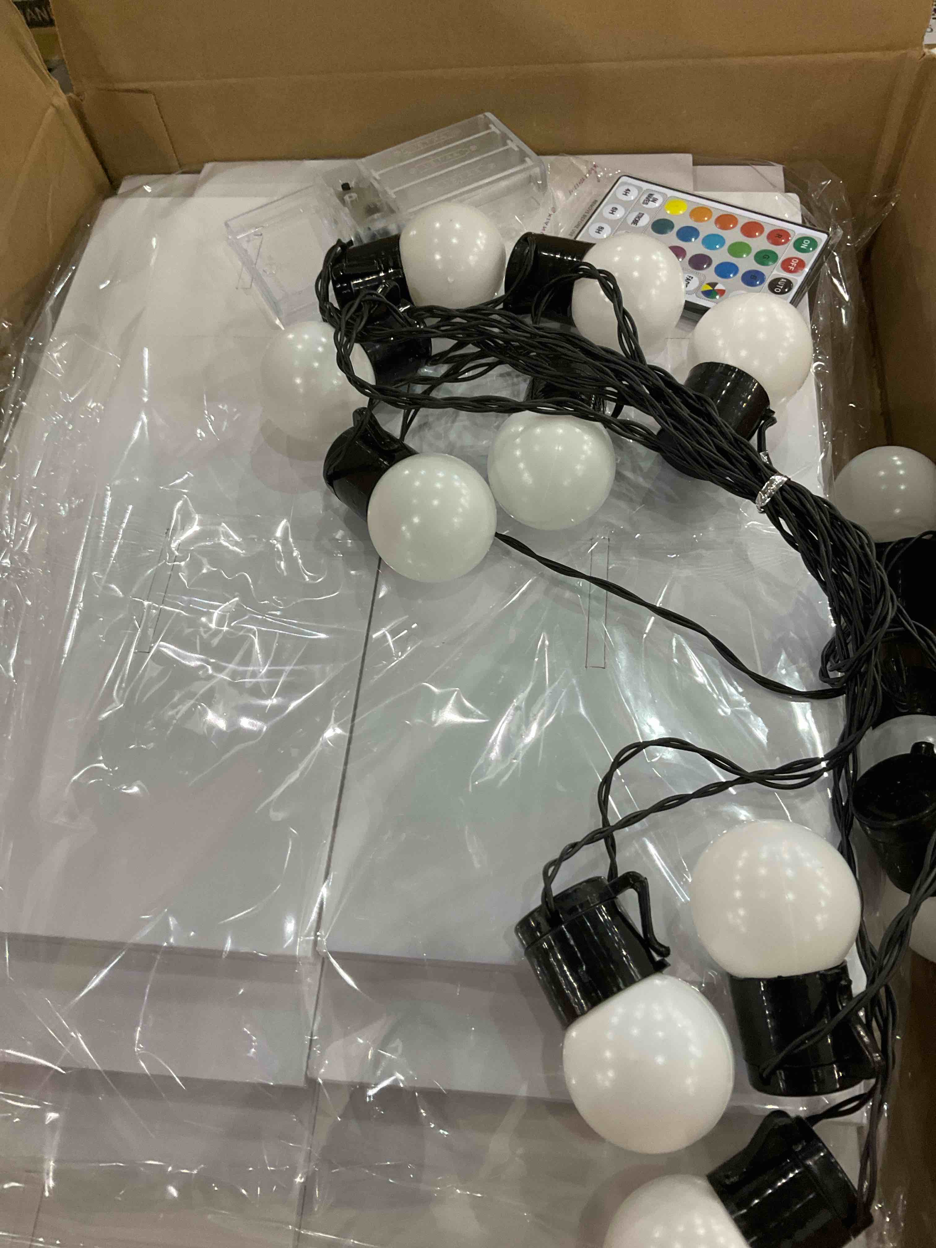 https://s3.amazonaws.com/lotting-images-prod/BargainHunt/EXS01175157_1709913790679.jpeg