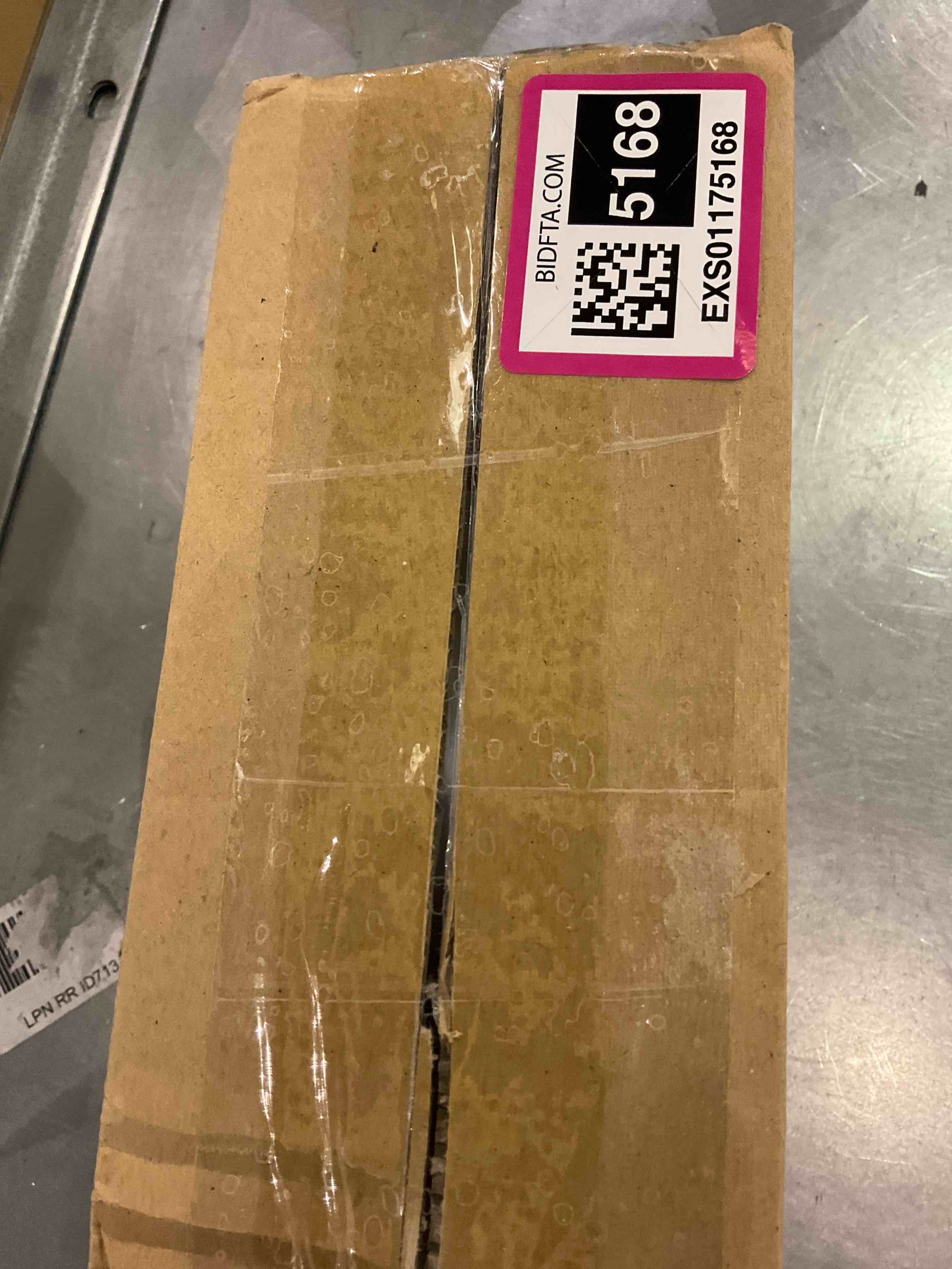 https://s3.amazonaws.com/lotting-images-prod/BargainHunt/EXS01175168_1709915400136.jpeg