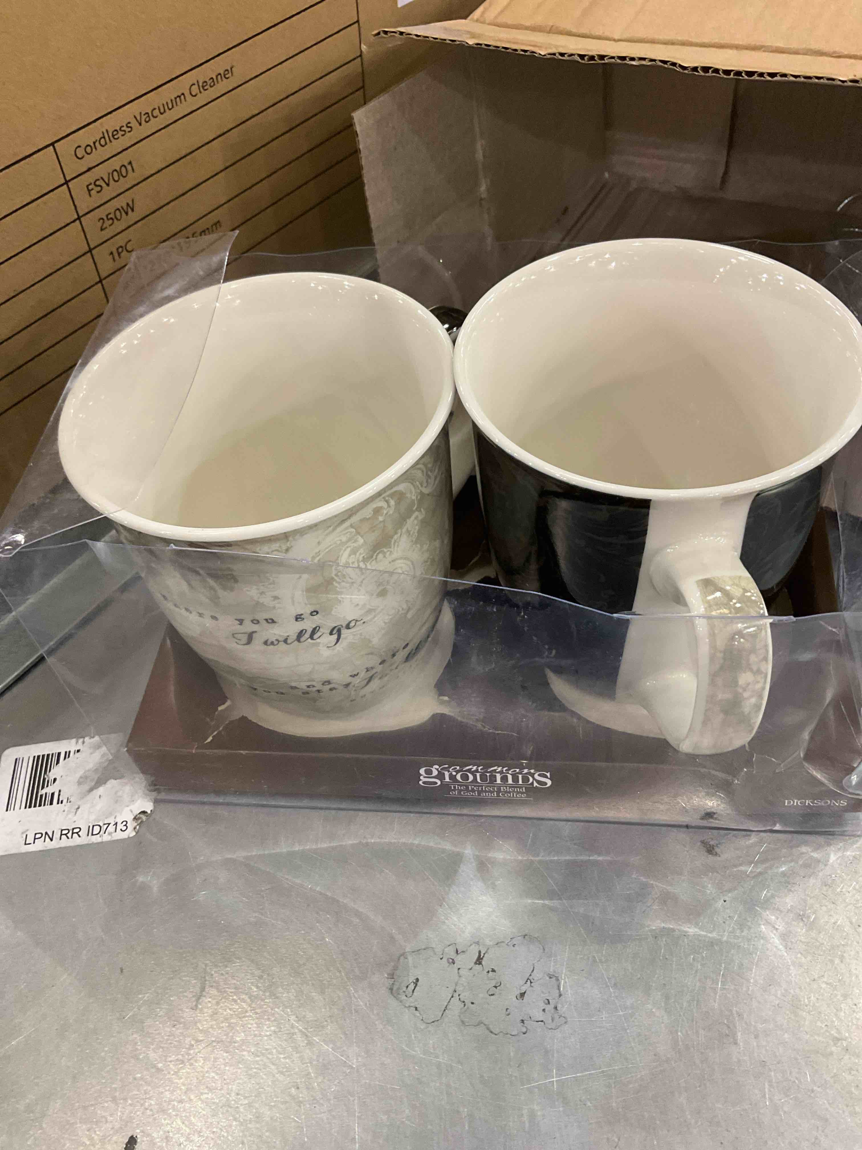 https://s3.amazonaws.com/lotting-images-prod/BargainHunt/EXS01175194_1709923247666.jpeg