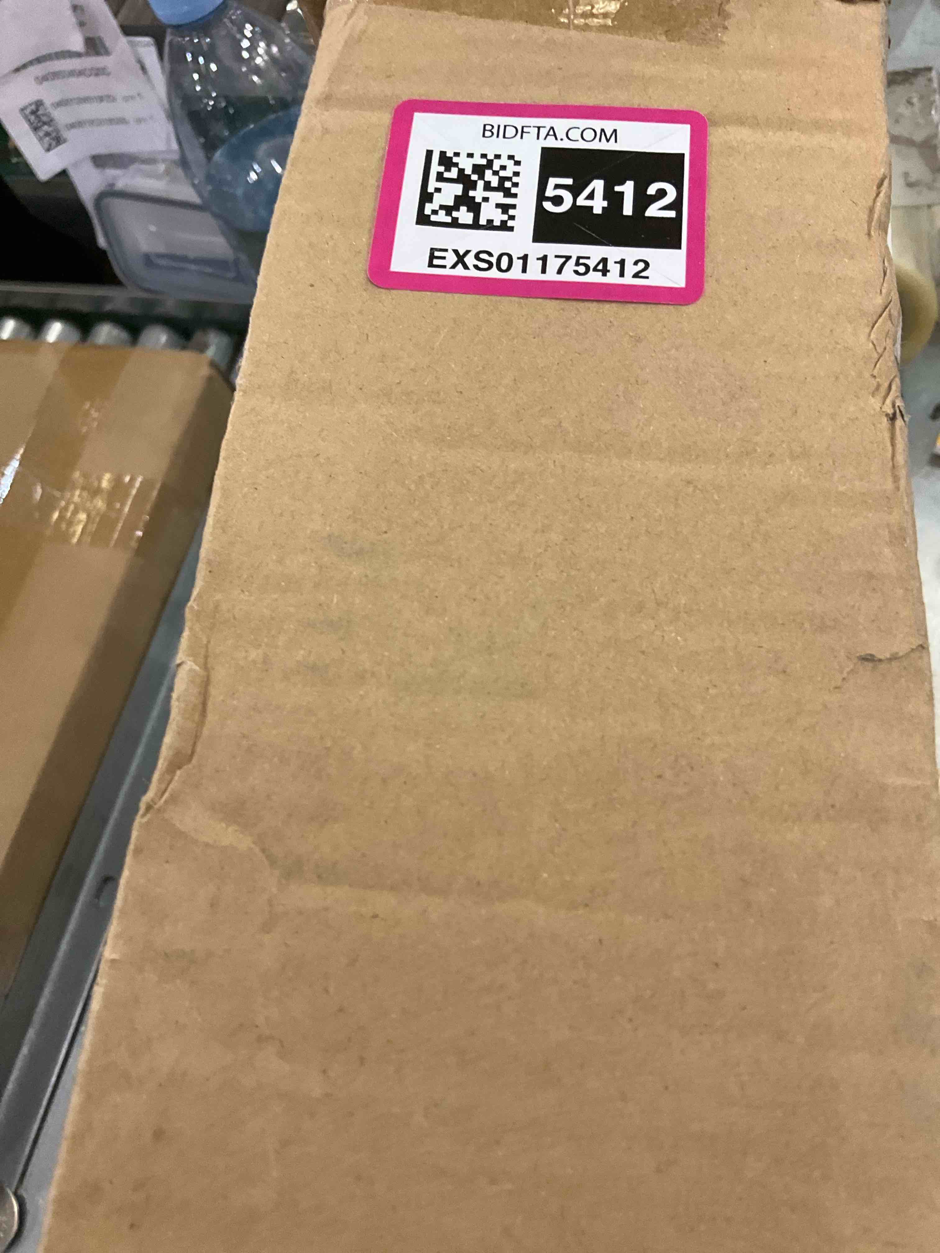 https://s3.amazonaws.com/lotting-images-prod/BargainHunt/EXS01175412_1710253987399.jpeg