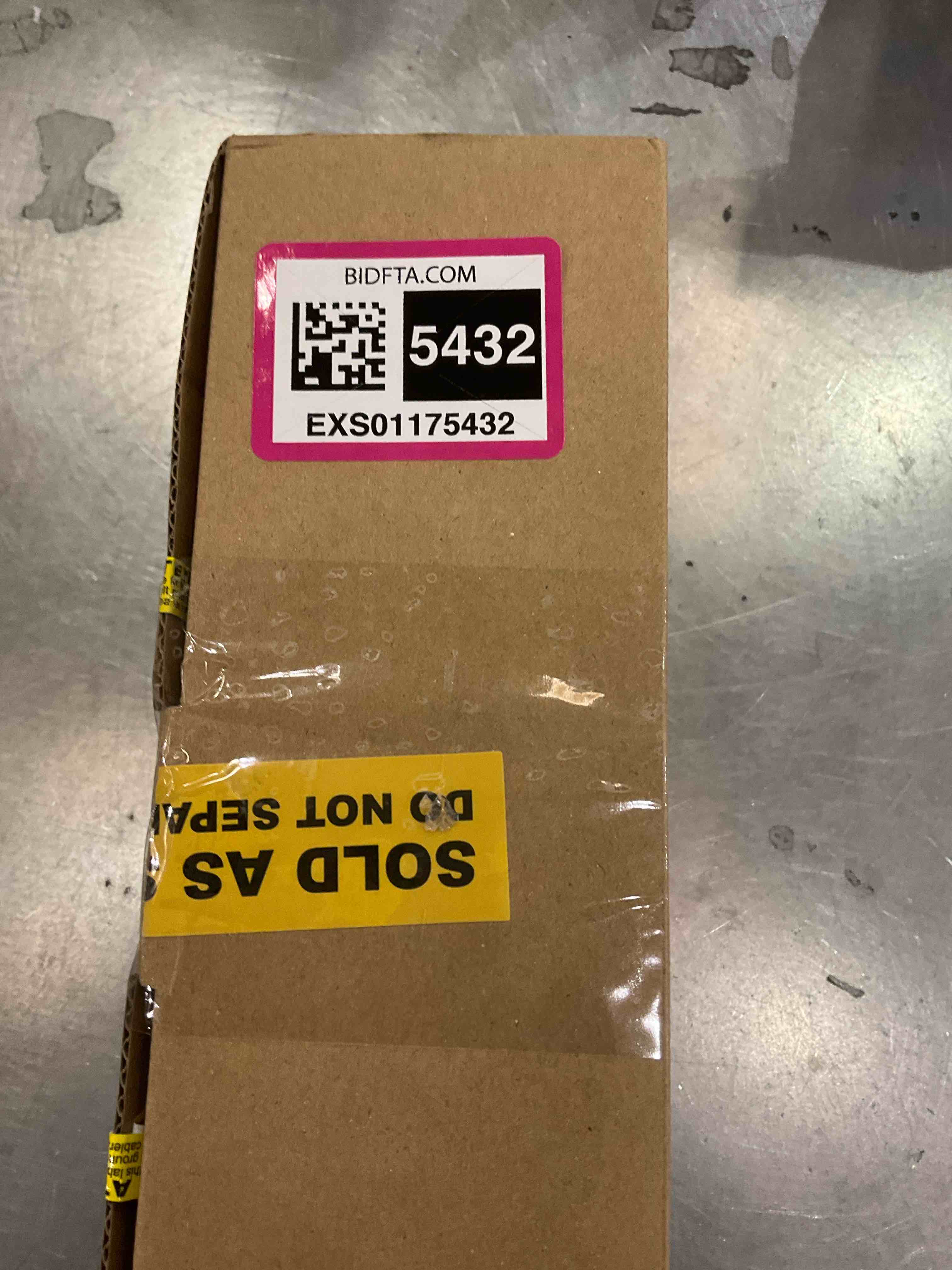 https://s3.amazonaws.com/lotting-images-prod/BargainHunt/EXS01175432_1710257318518.jpeg