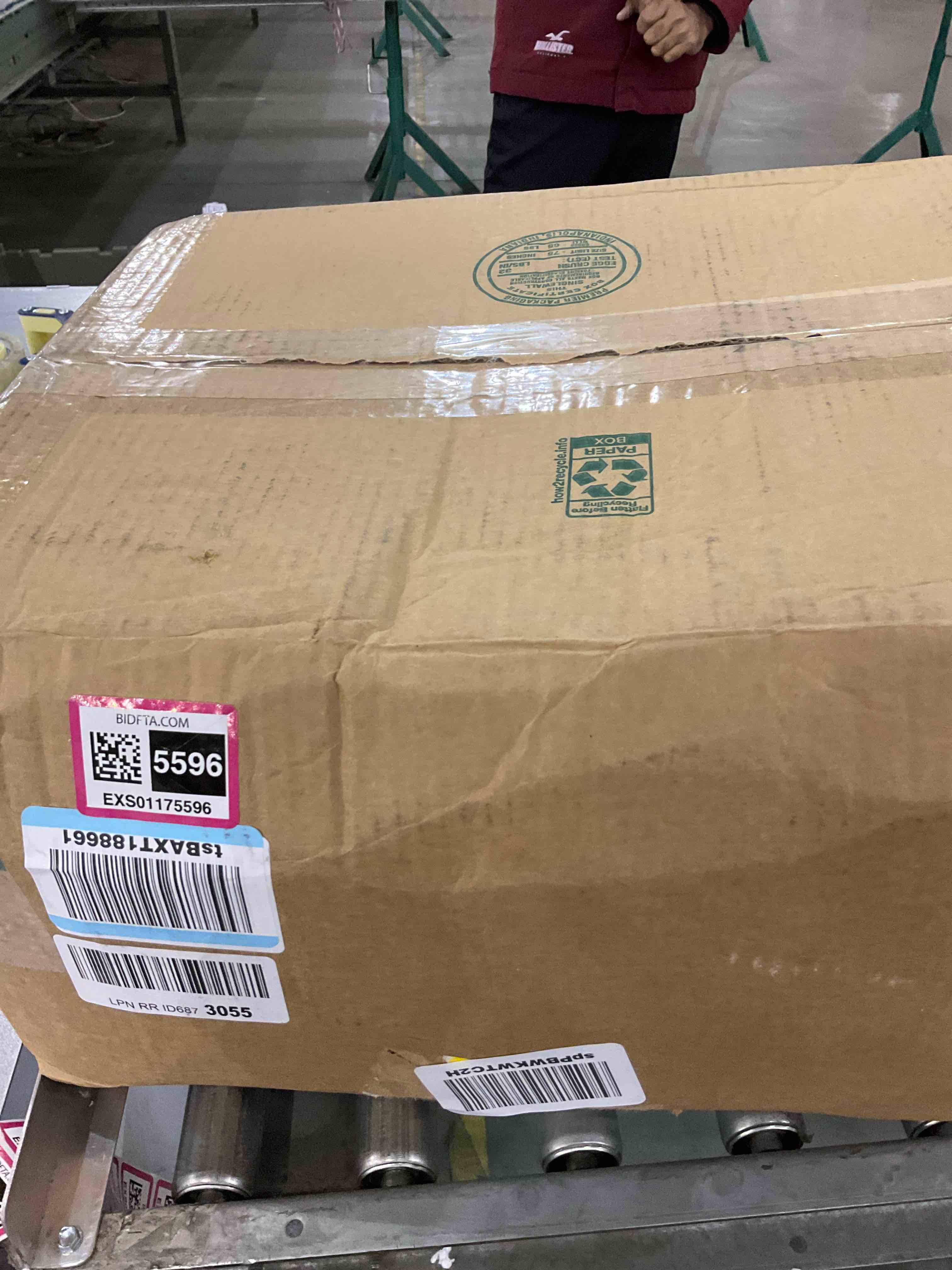 https://s3.amazonaws.com/lotting-images-prod/BargainHunt/EXS01175596_1709210164317.jpeg