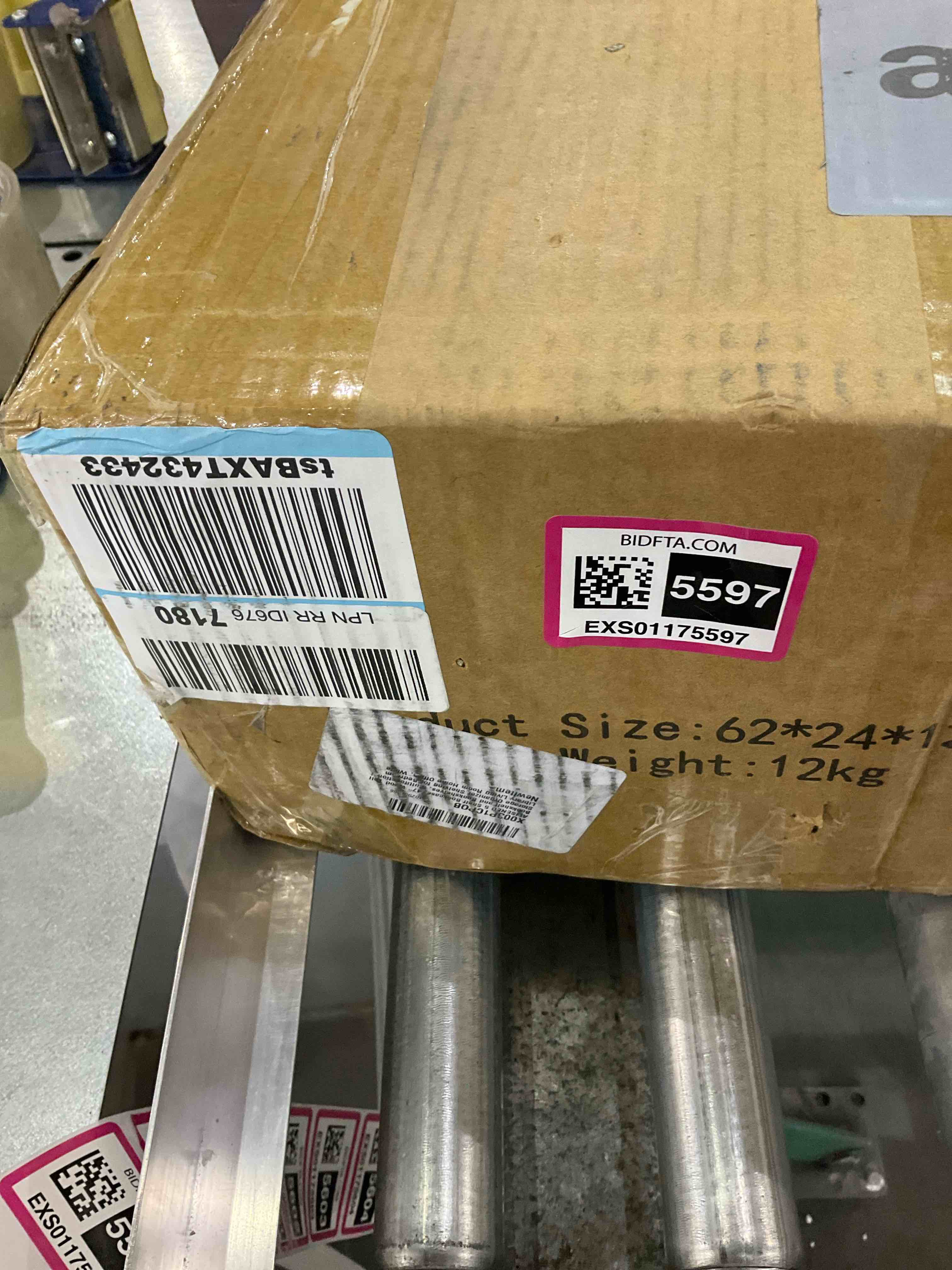 https://s3.amazonaws.com/lotting-images-prod/BargainHunt/EXS01175597_1709210415475.jpeg
