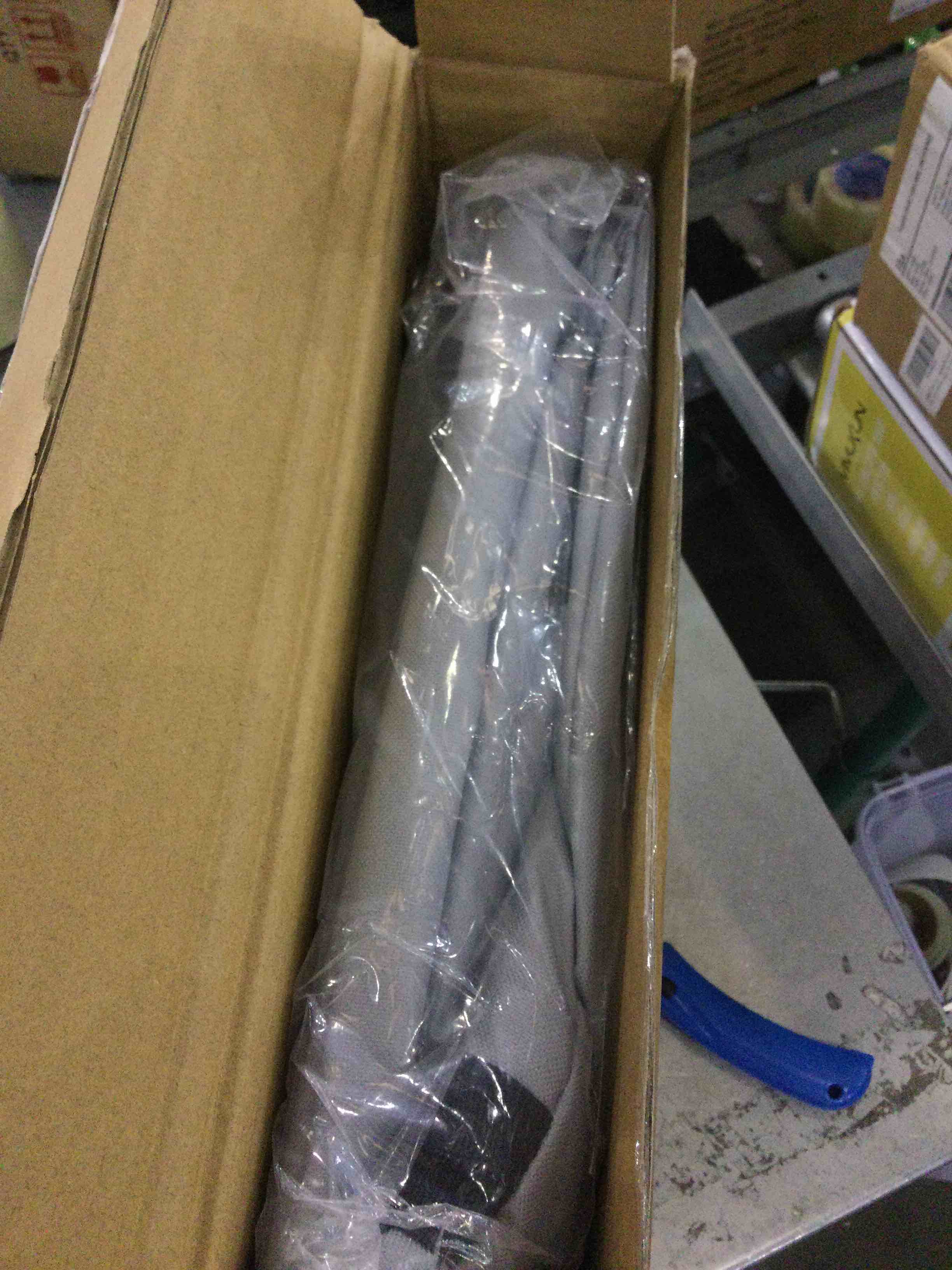 https://s3.amazonaws.com/lotting-images-prod/BargainHunt/EXS01176021_1708955172199.jpeg