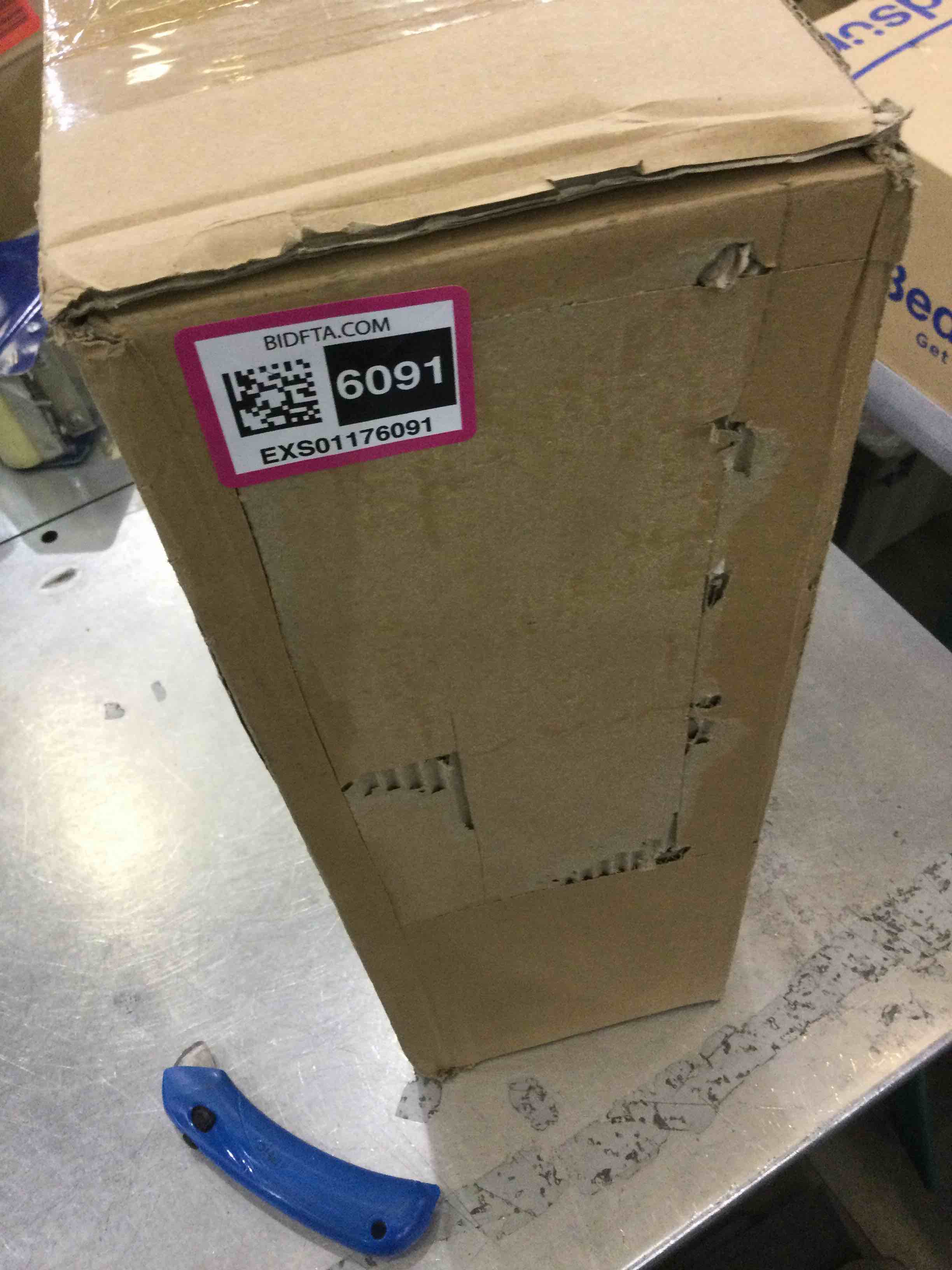 https://s3.amazonaws.com/lotting-images-prod/BargainHunt/EXS01176091_1708964018776.jpeg