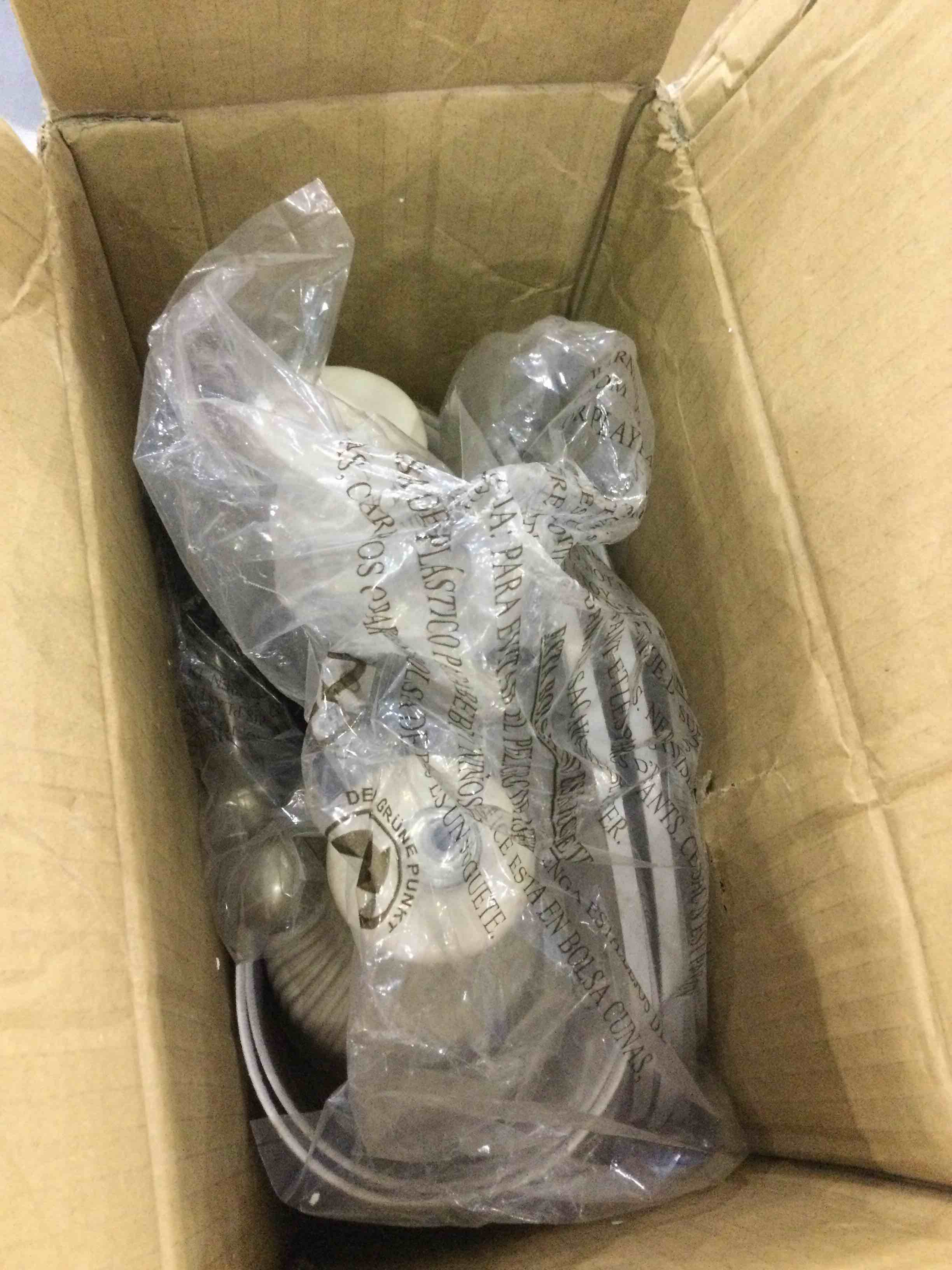 https://s3.amazonaws.com/lotting-images-prod/BargainHunt/EXS01176201_1709036859264.jpeg