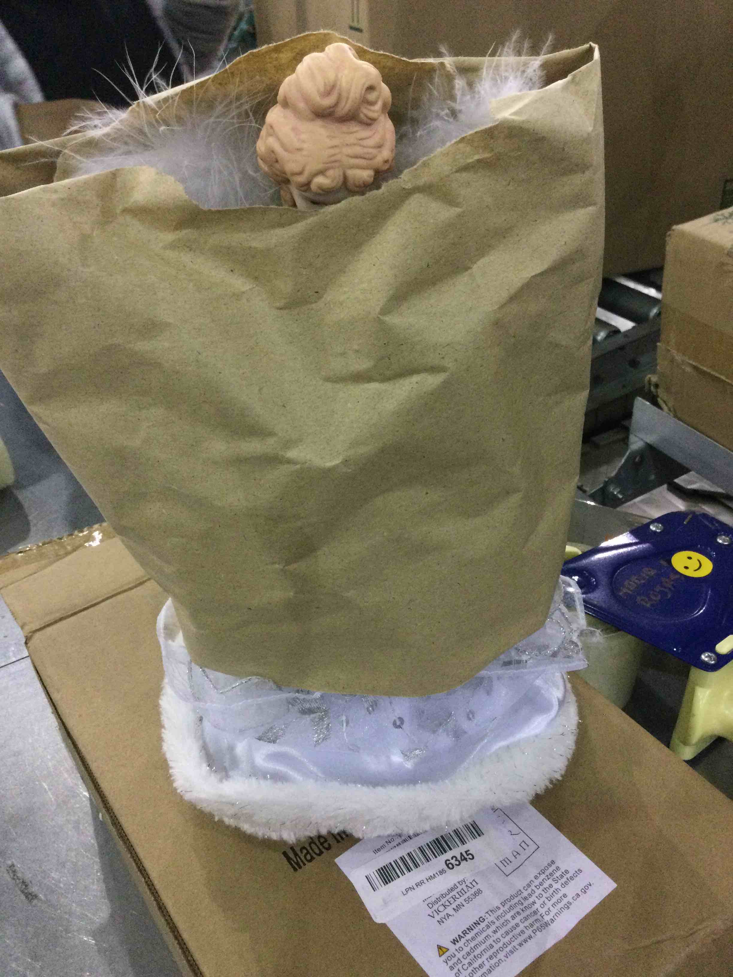 https://s3.amazonaws.com/lotting-images-prod/BargainHunt/EXS01176205_1709037350461.jpeg