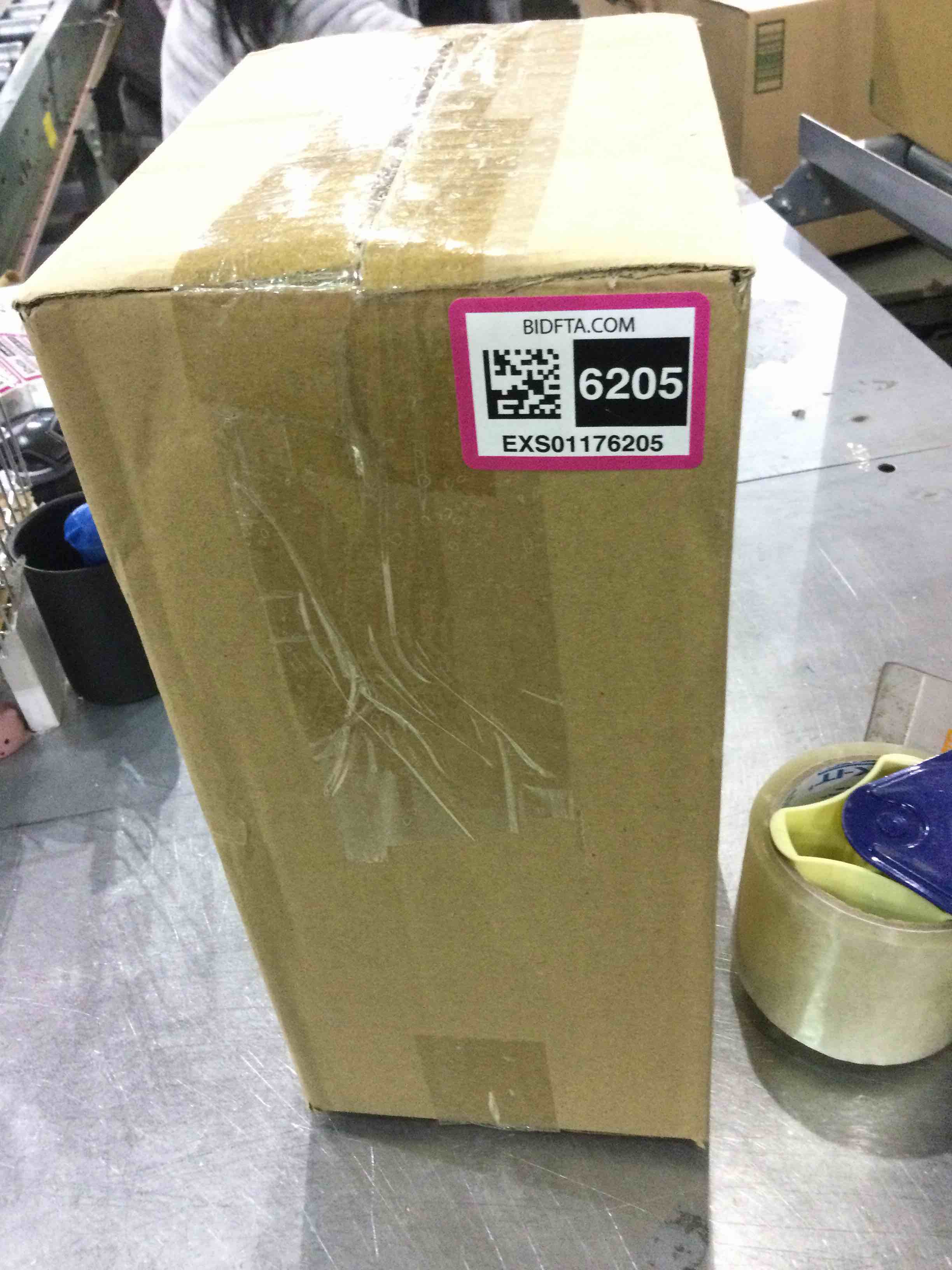 https://s3.amazonaws.com/lotting-images-prod/BargainHunt/EXS01176205_1709037379987.jpeg