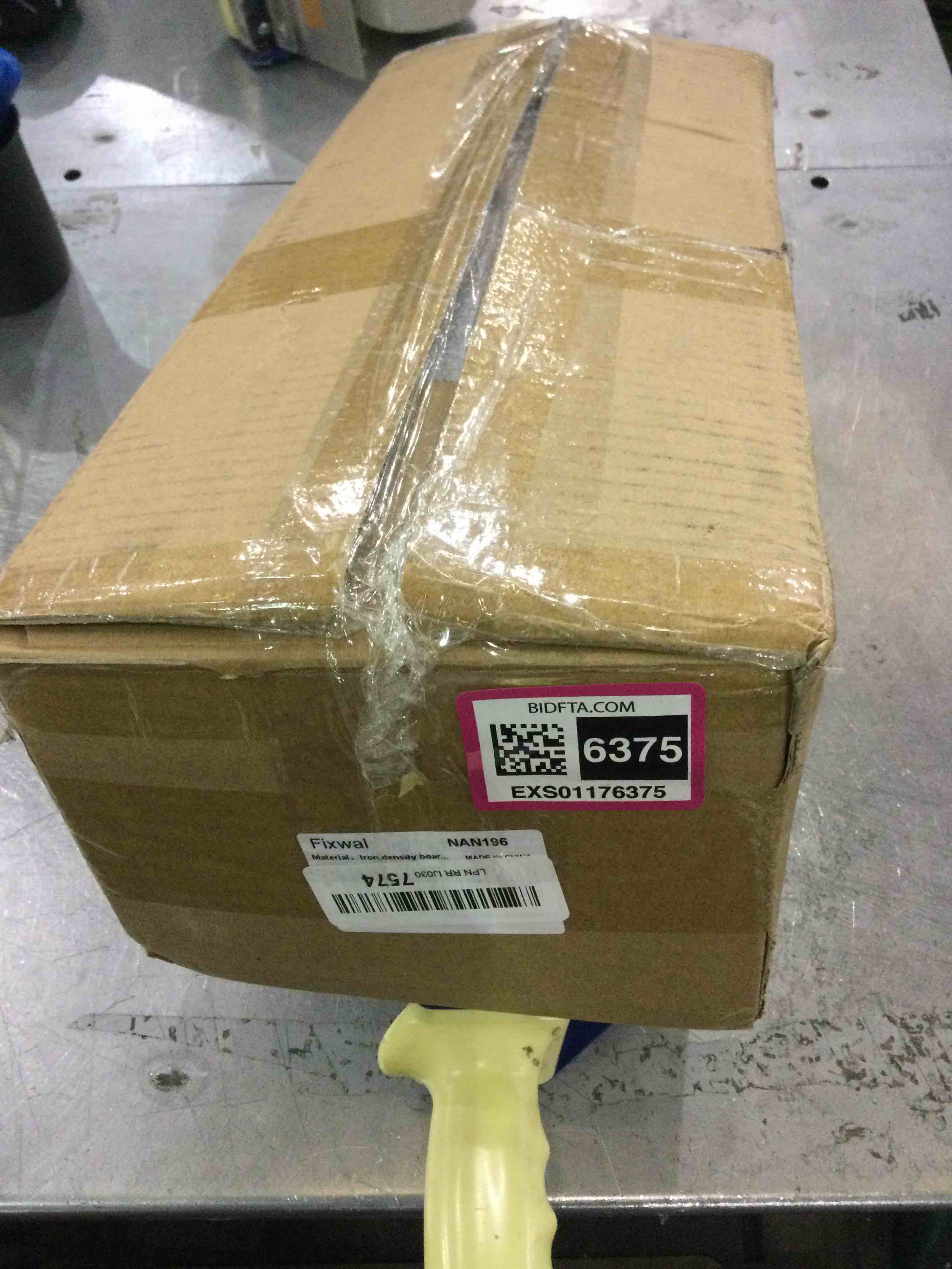https://s3.amazonaws.com/lotting-images-prod/BargainHunt/EXS01176375_1709059777798.jpeg