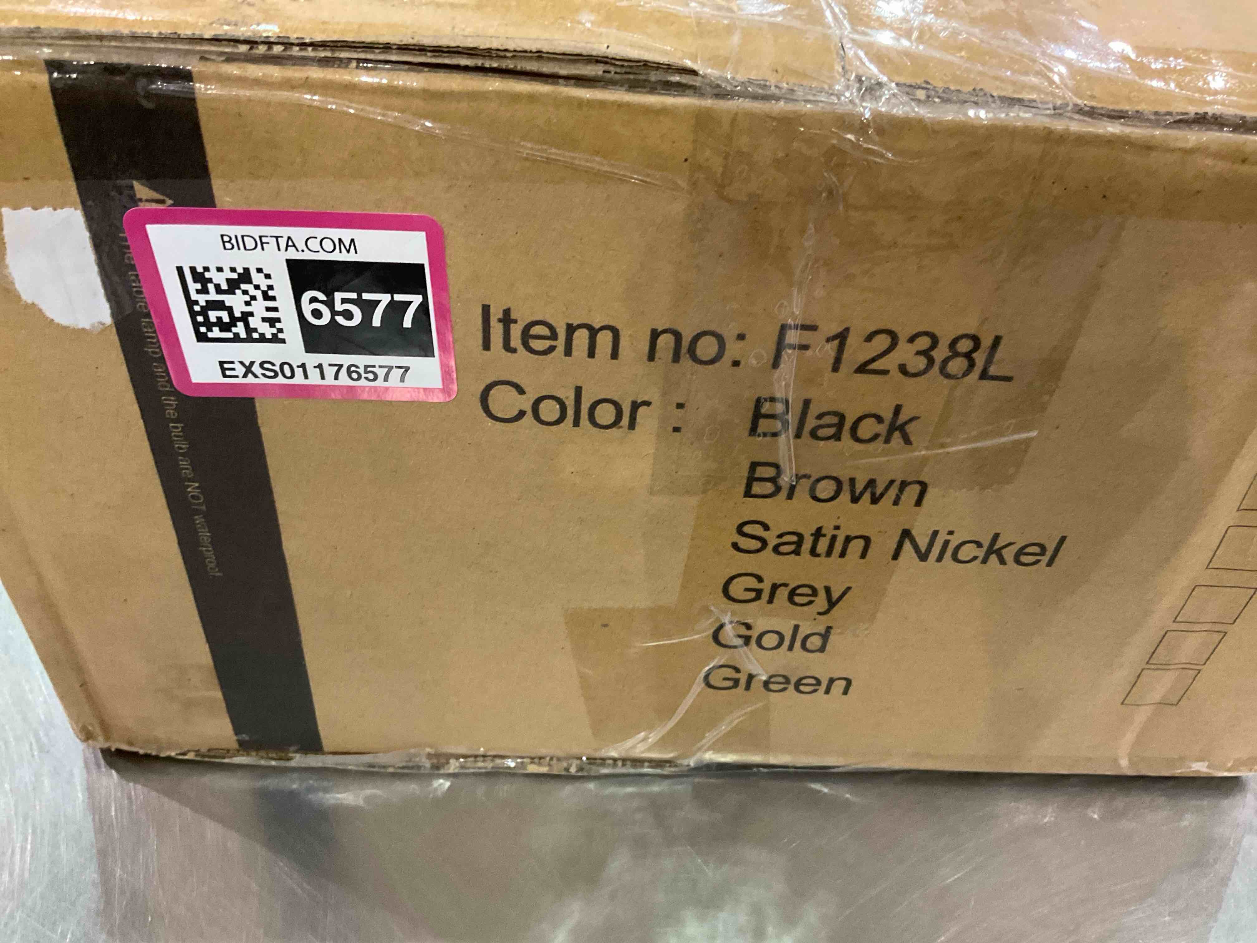 https://s3.amazonaws.com/lotting-images-prod/BargainHunt/EXS01176577_1709046805916.jpeg