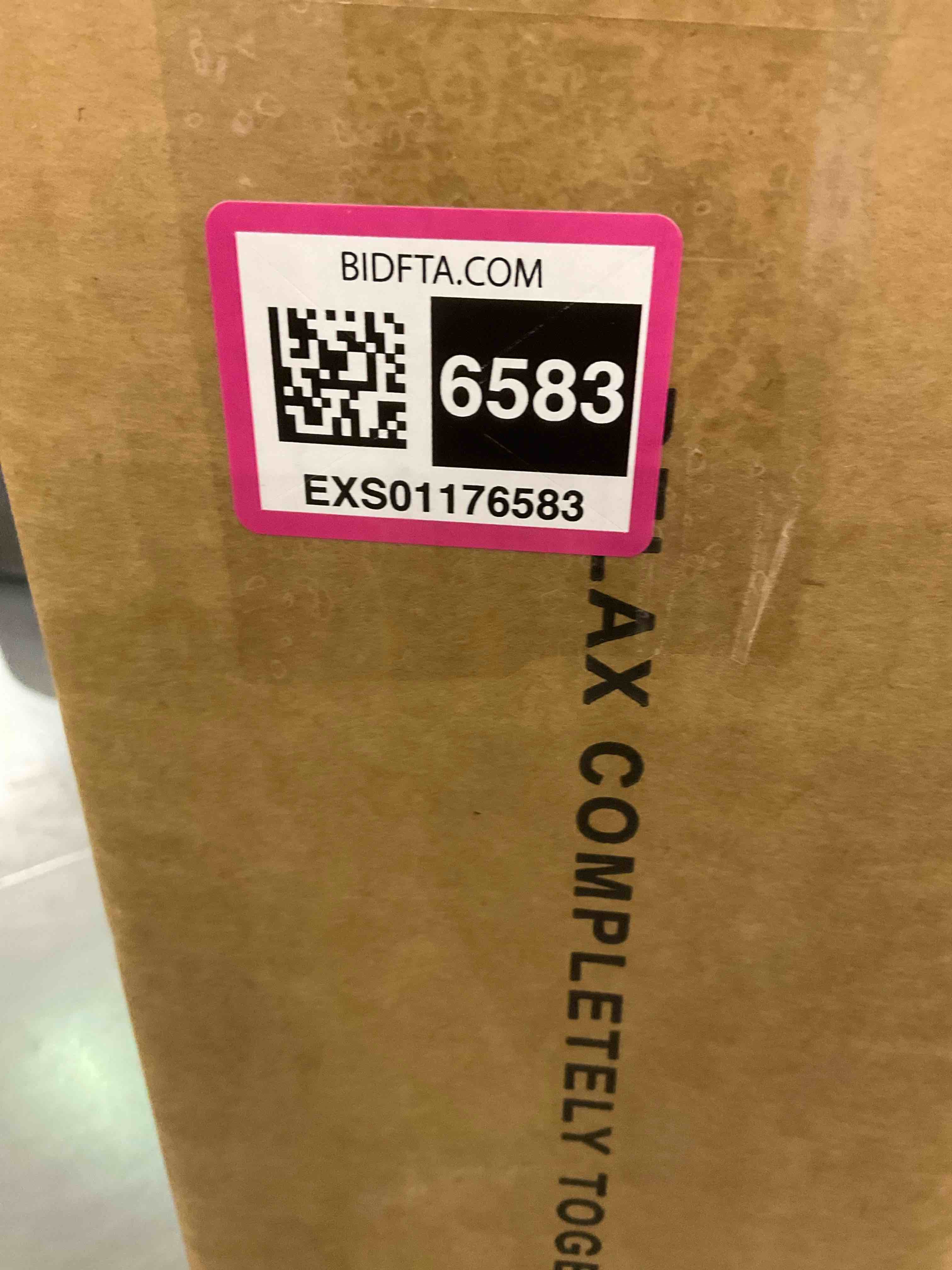 https://s3.amazonaws.com/lotting-images-prod/BargainHunt/EXS01176583_1709047450669.jpeg