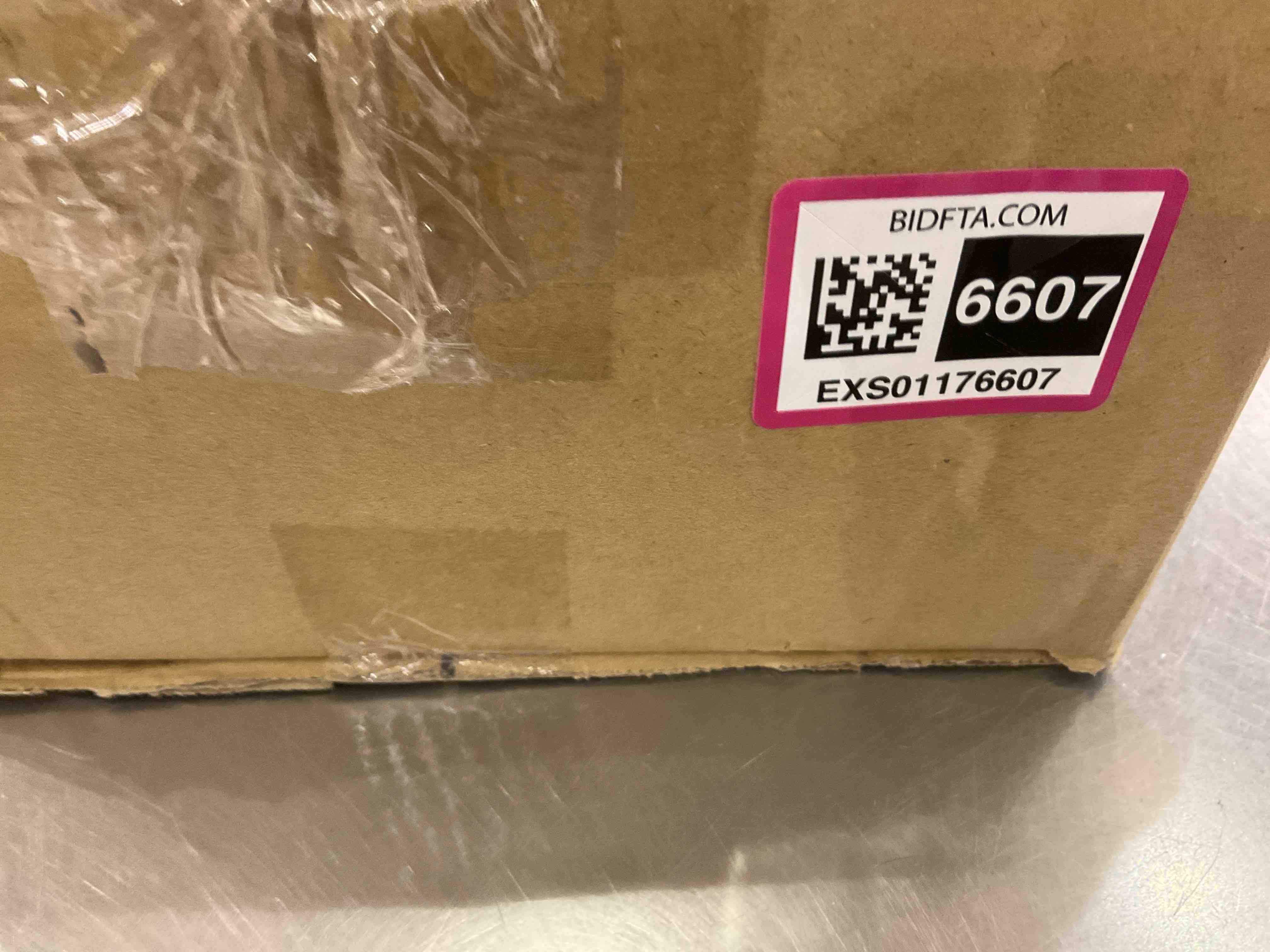 https://s3.amazonaws.com/lotting-images-prod/BargainHunt/EXS01176607_1709051027475.jpeg