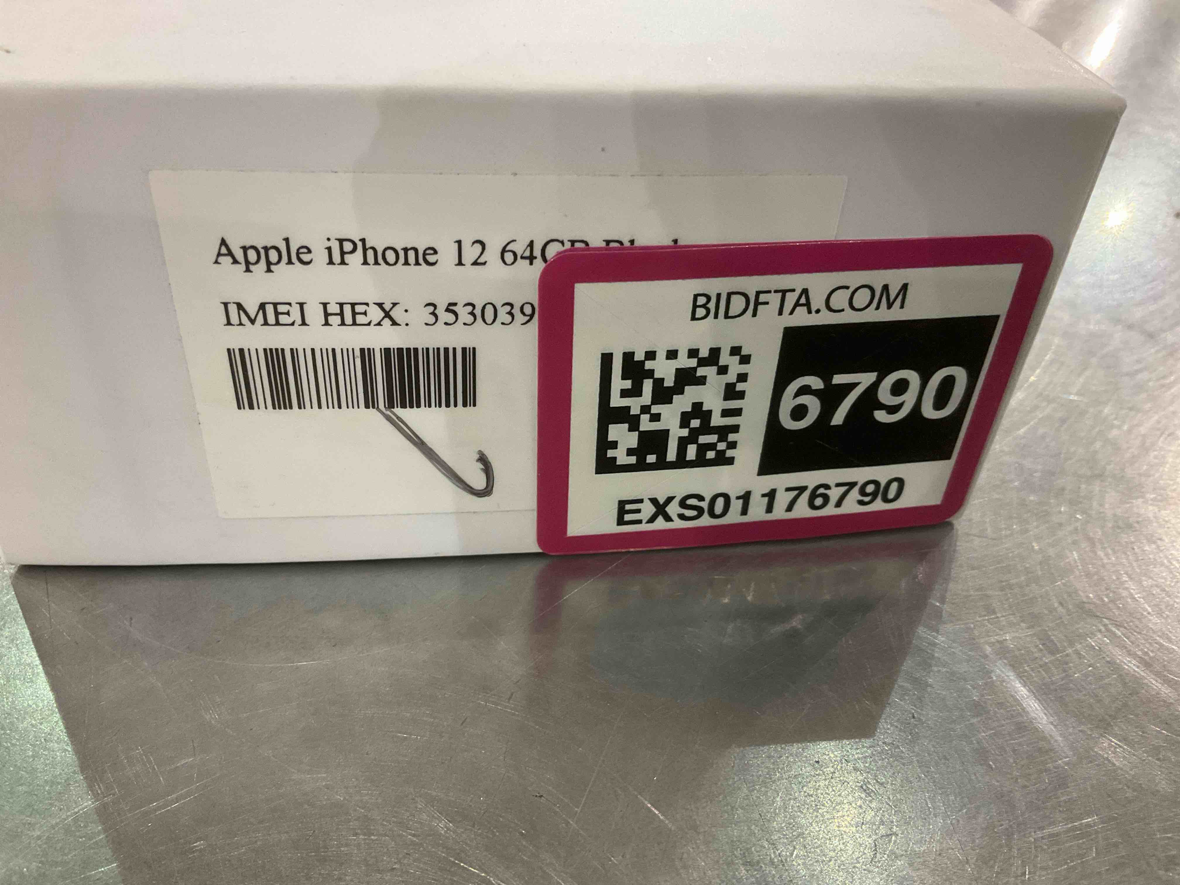 https://s3.amazonaws.com/lotting-images-prod/BargainHunt/EXS01176790_1709138522531.jpeg