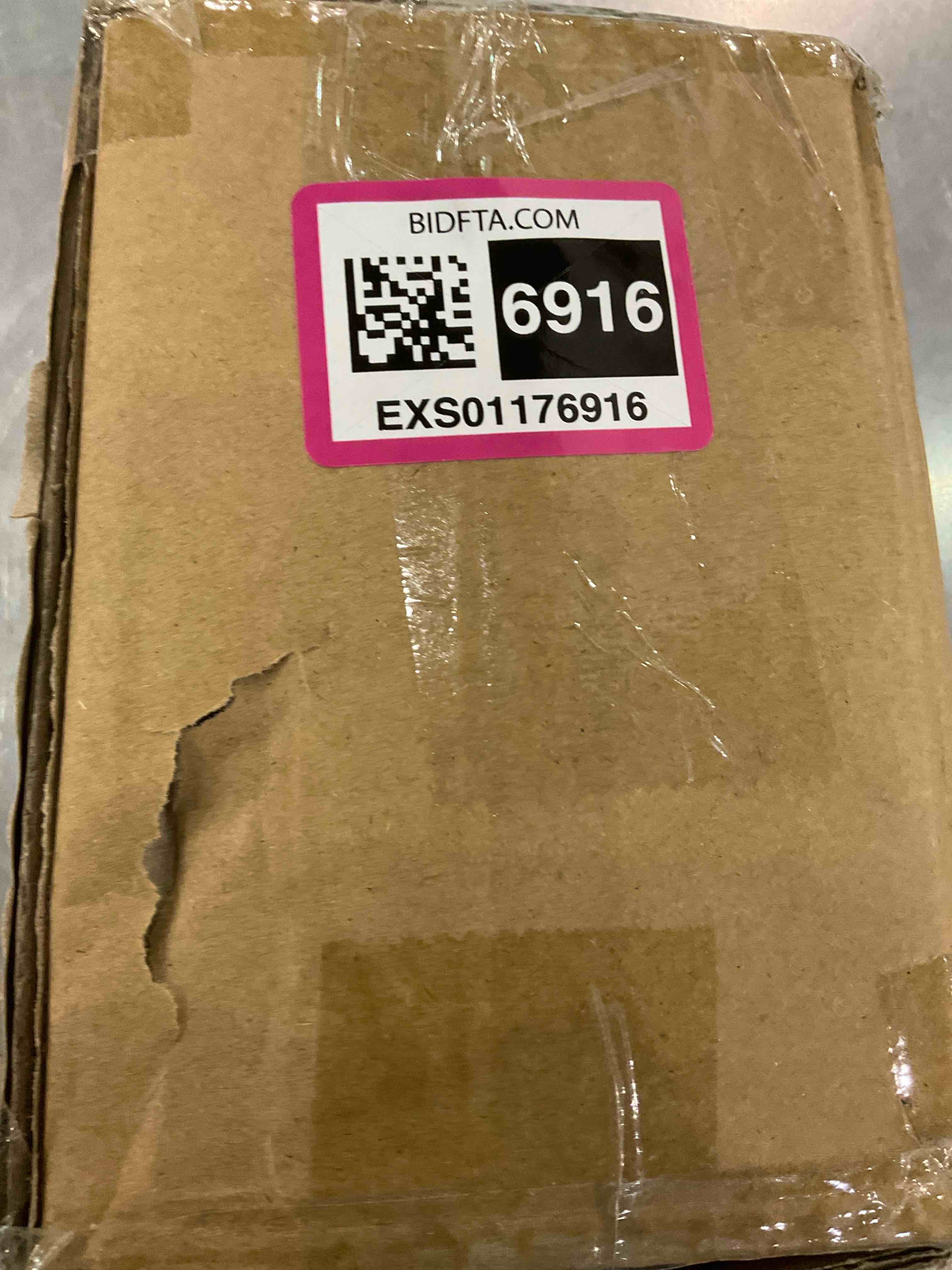 https://s3.amazonaws.com/lotting-images-prod/BargainHunt/EXS01176916_1709295228868.jpeg