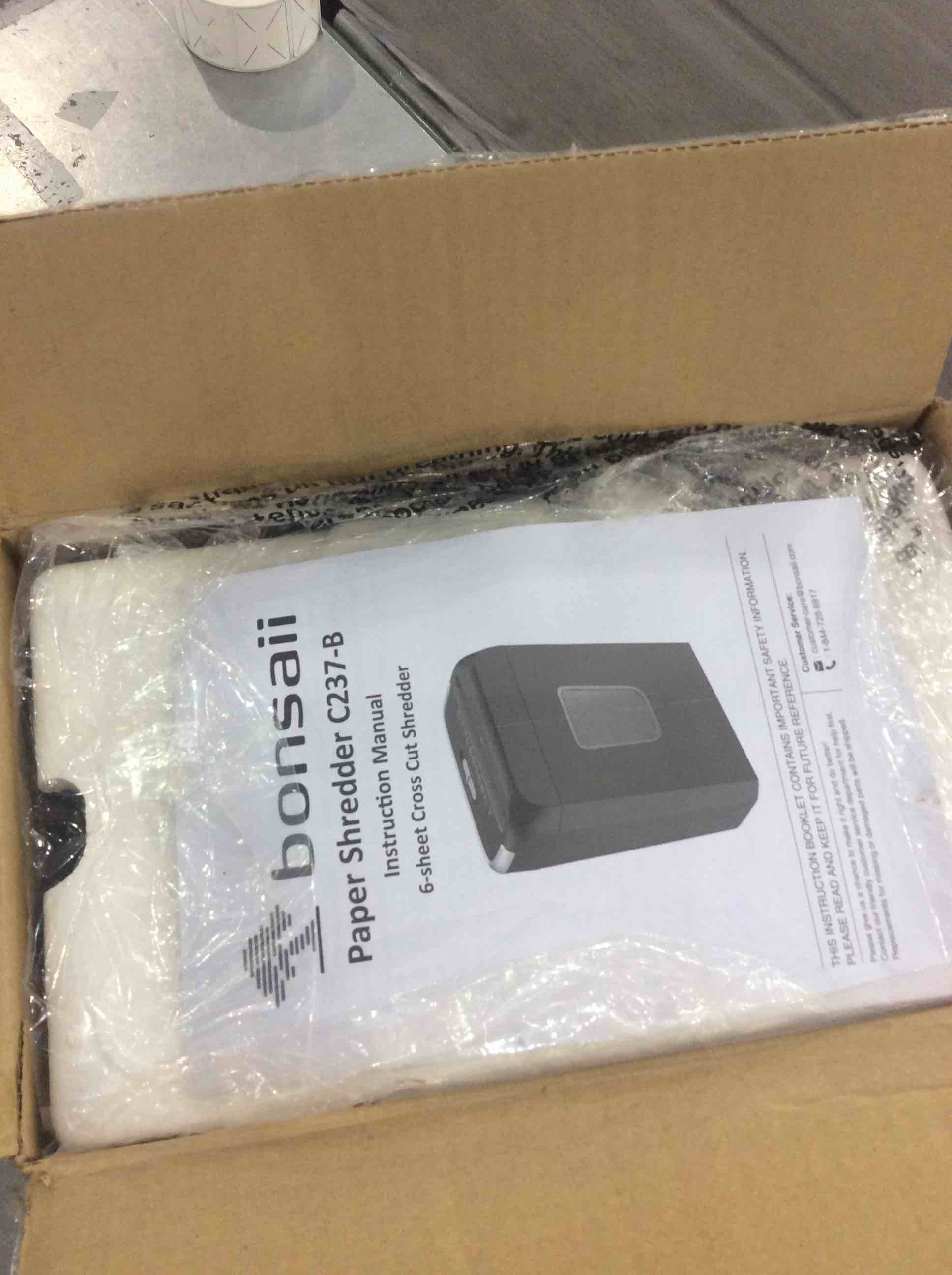 https://s3.amazonaws.com/lotting-images-prod/BargainHunt/EXS01177057_1708004759106.jpeg