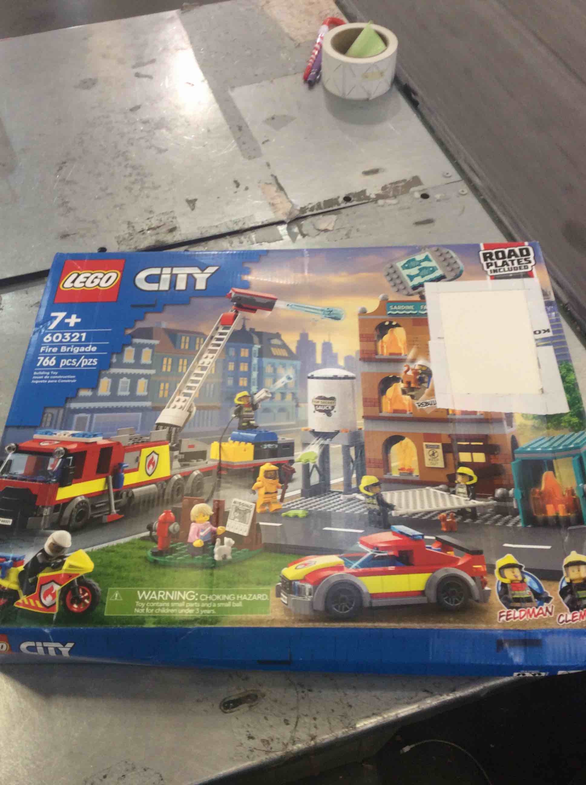 https://s3.amazonaws.com/lotting-images-prod/BargainHunt/EXS01177167_1708022810561.jpeg