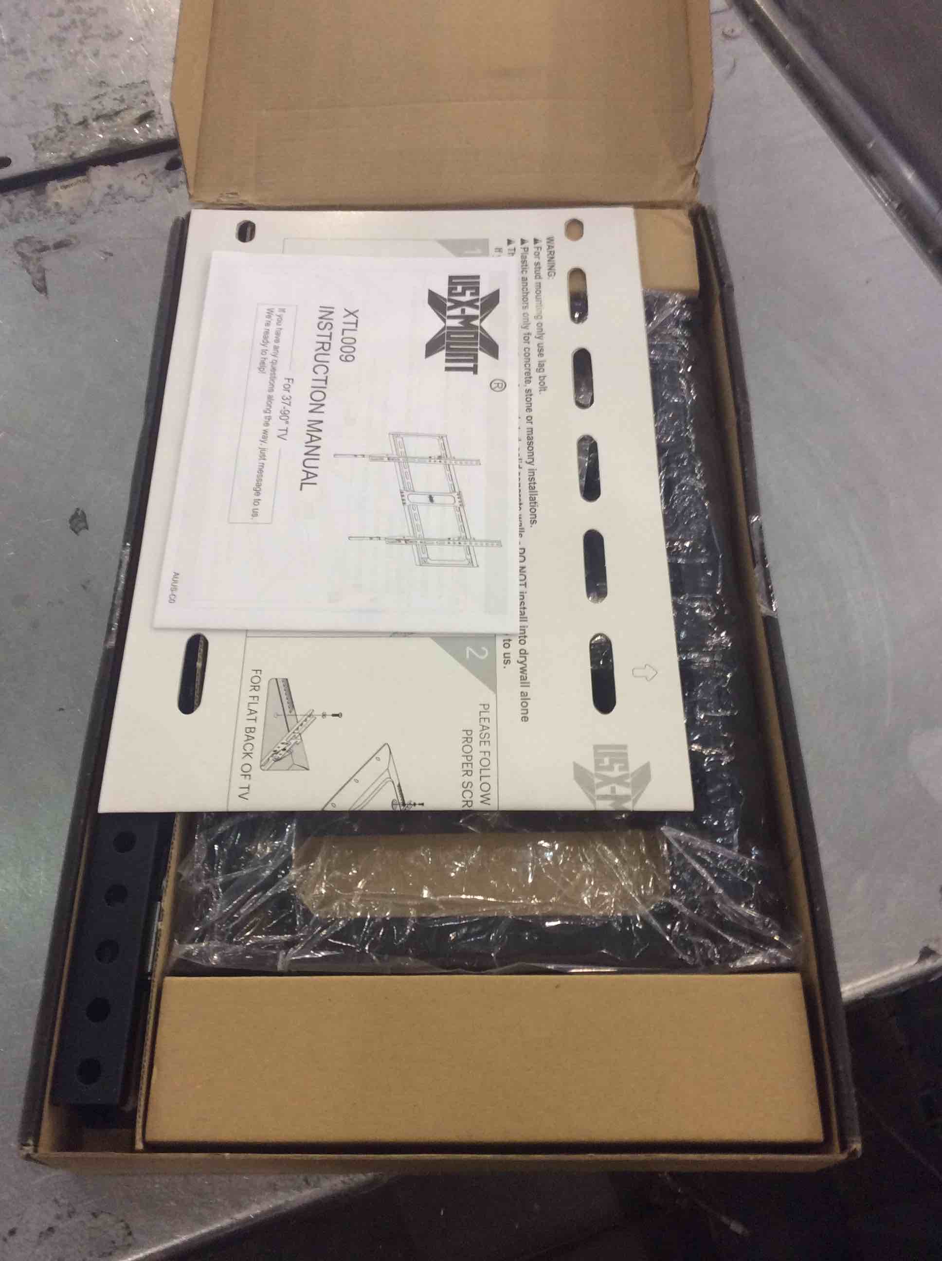 https://s3.amazonaws.com/lotting-images-prod/BargainHunt/EXS01177224_1708346779238.jpeg