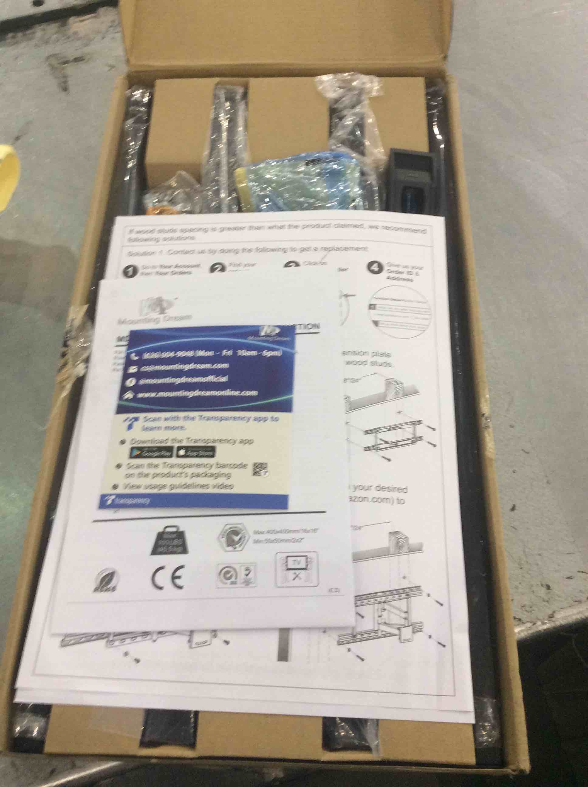 https://s3.amazonaws.com/lotting-images-prod/BargainHunt/EXS01177225_1708346841094.jpeg