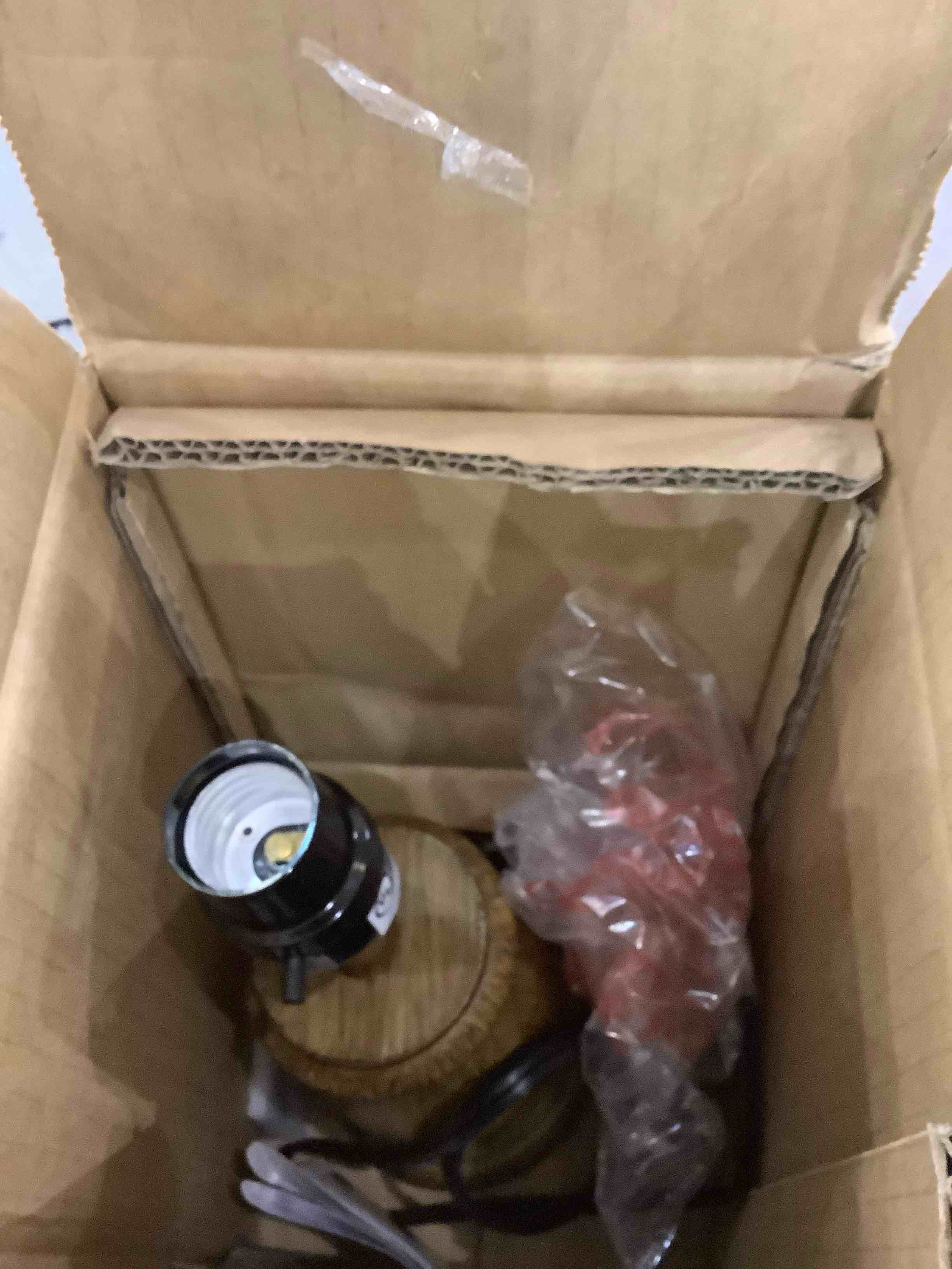 https://s3.amazonaws.com/lotting-images-prod/BargainHunt/EXS01177496_1708608491432.jpeg