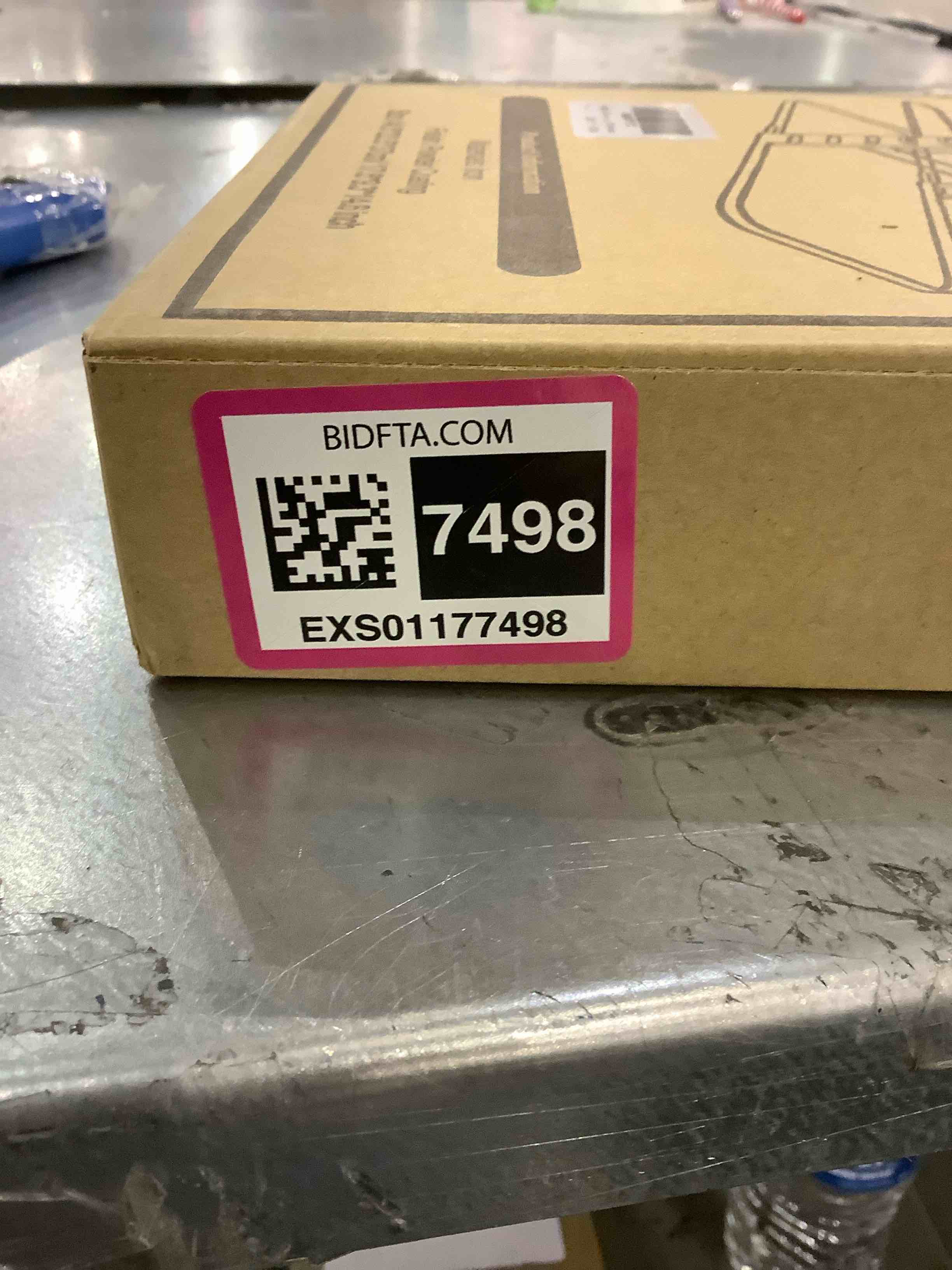 https://s3.amazonaws.com/lotting-images-prod/BargainHunt/EXS01177498_1708608621374.jpeg