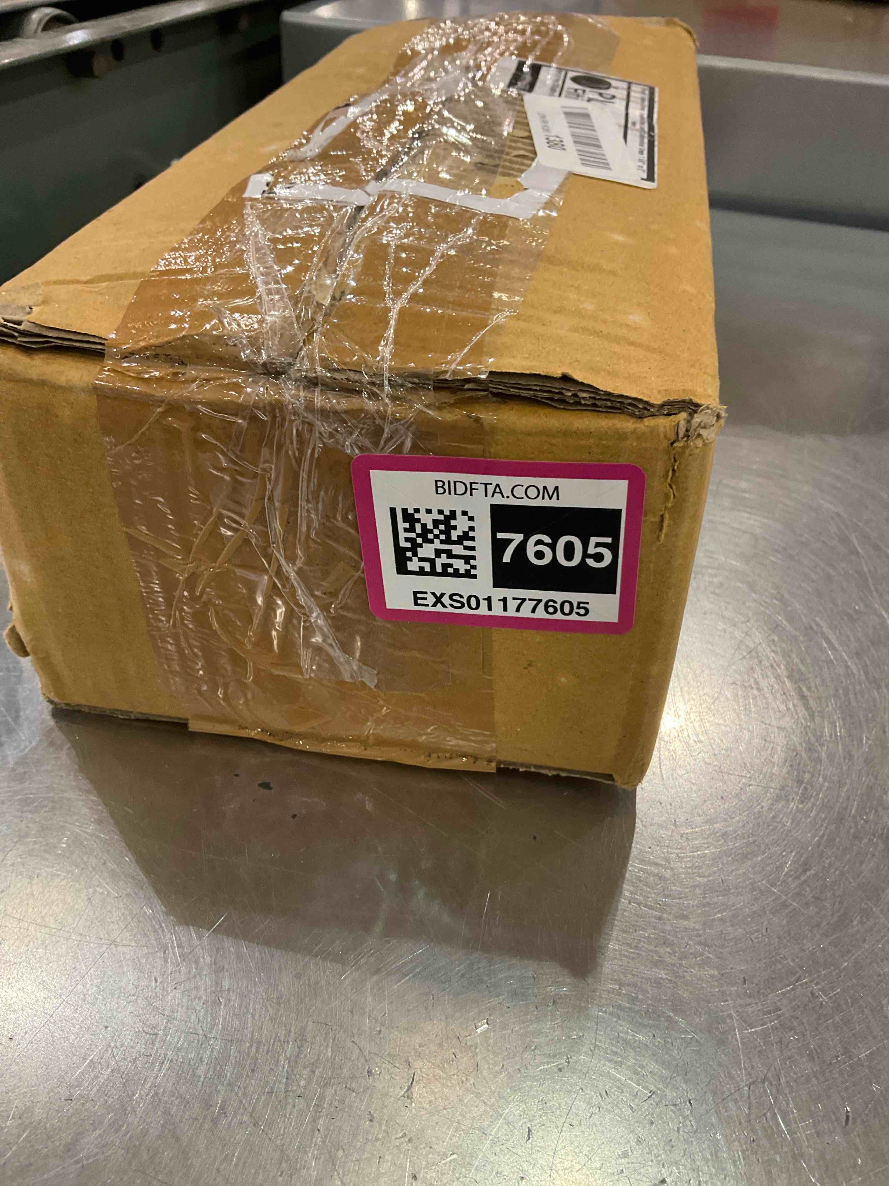 https://s3.amazonaws.com/lotting-images-prod/BargainHunt/EXS01177605_1709046422089.jpeg