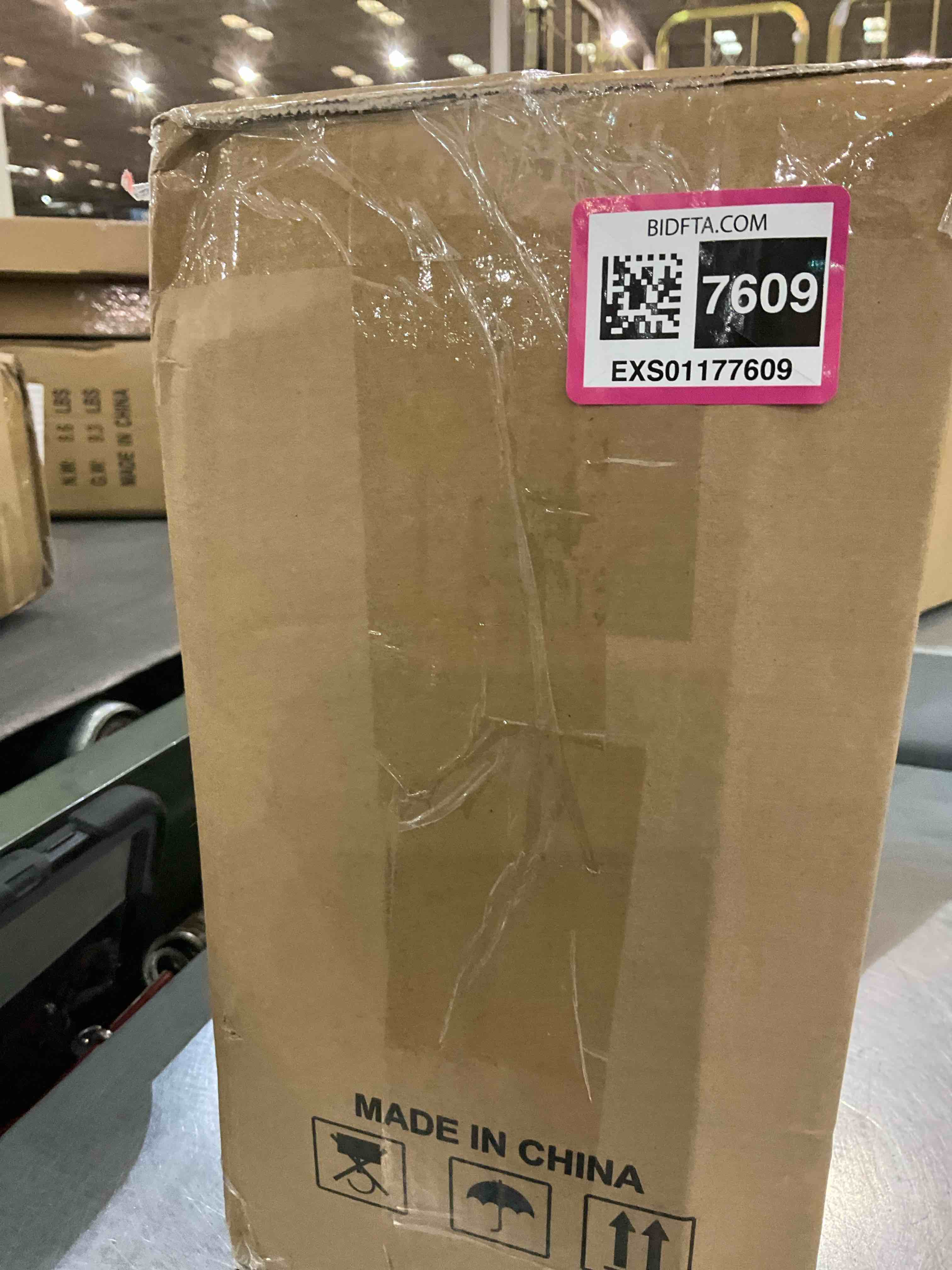 https://s3.amazonaws.com/lotting-images-prod/BargainHunt/EXS01177609_1709046811584.jpeg