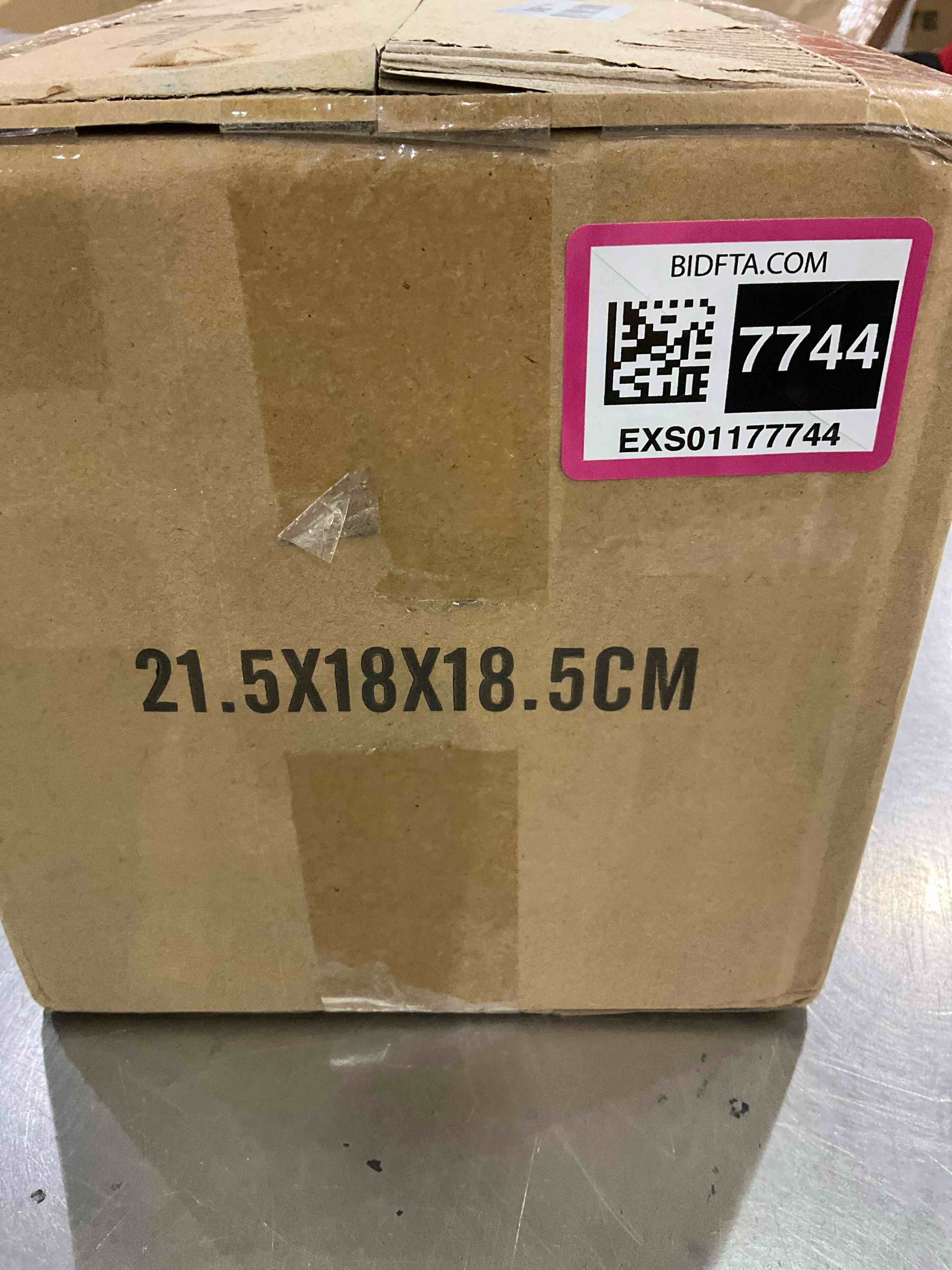 https://s3.amazonaws.com/lotting-images-prod/BargainHunt/EXS01177744_1709123339092.jpeg