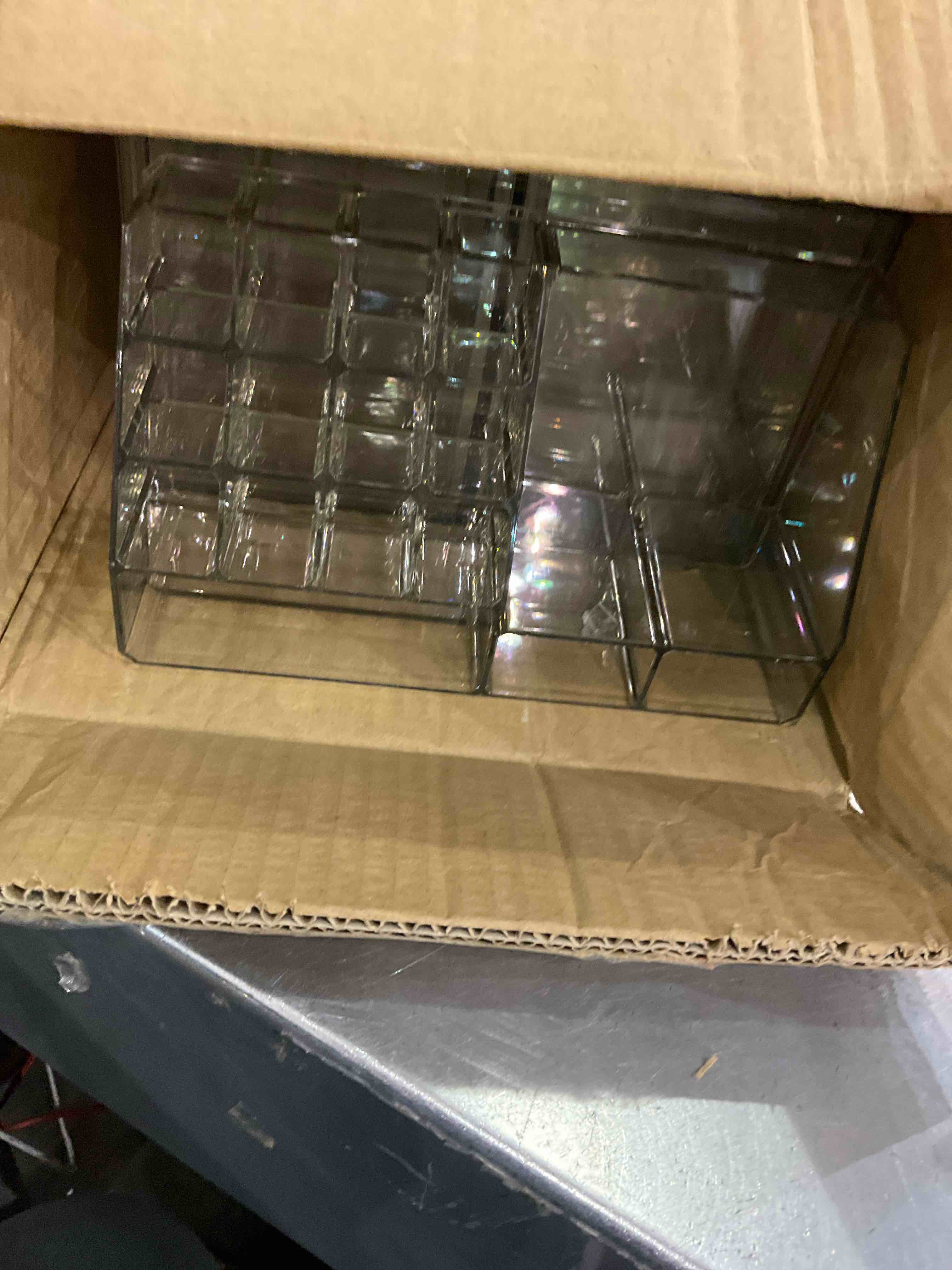 https://s3.amazonaws.com/lotting-images-prod/BargainHunt/EXS01177925_1709209064099.jpeg
