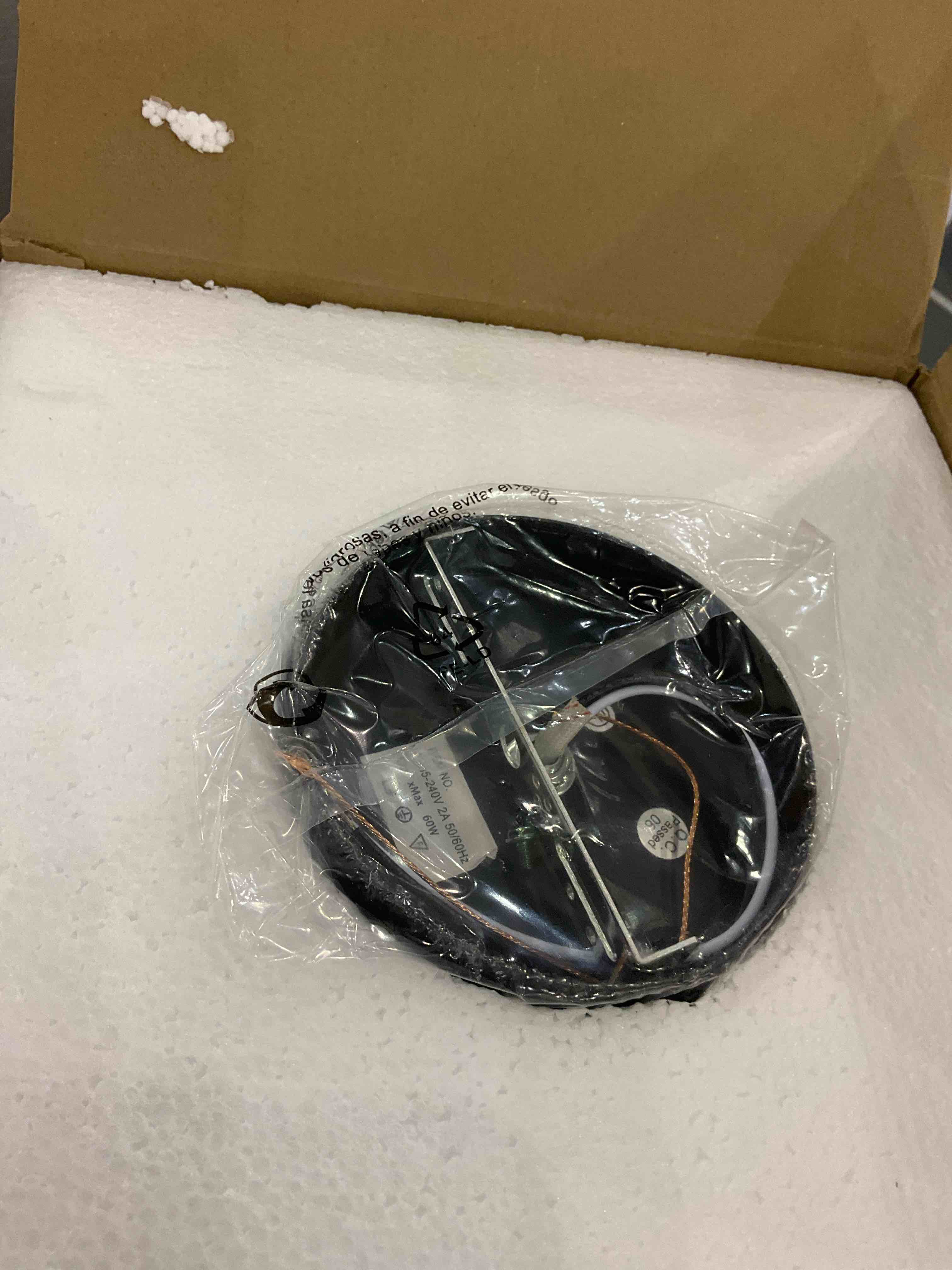 https://s3.amazonaws.com/lotting-images-prod/BargainHunt/EXS01177937_1709210462046.jpeg