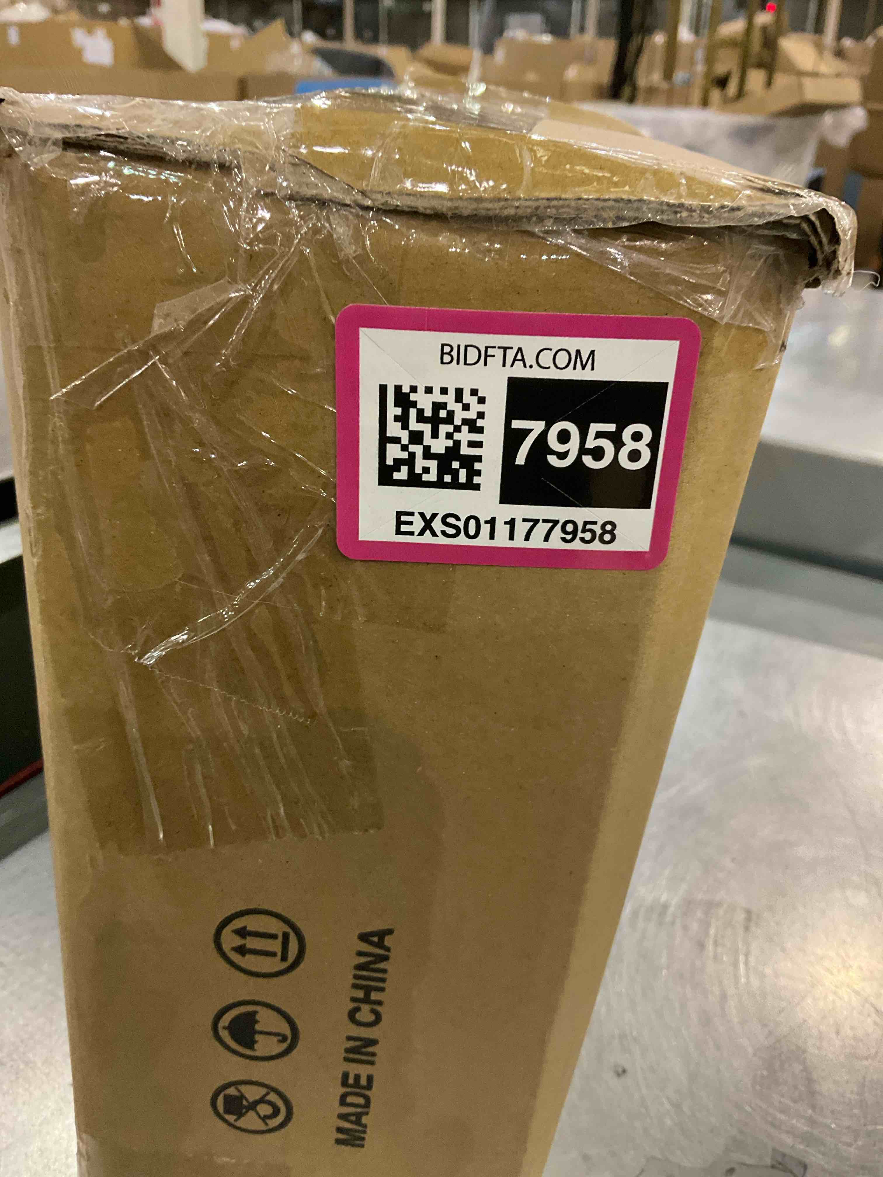 https://s3.amazonaws.com/lotting-images-prod/BargainHunt/EXS01177958_1709212513221.jpeg