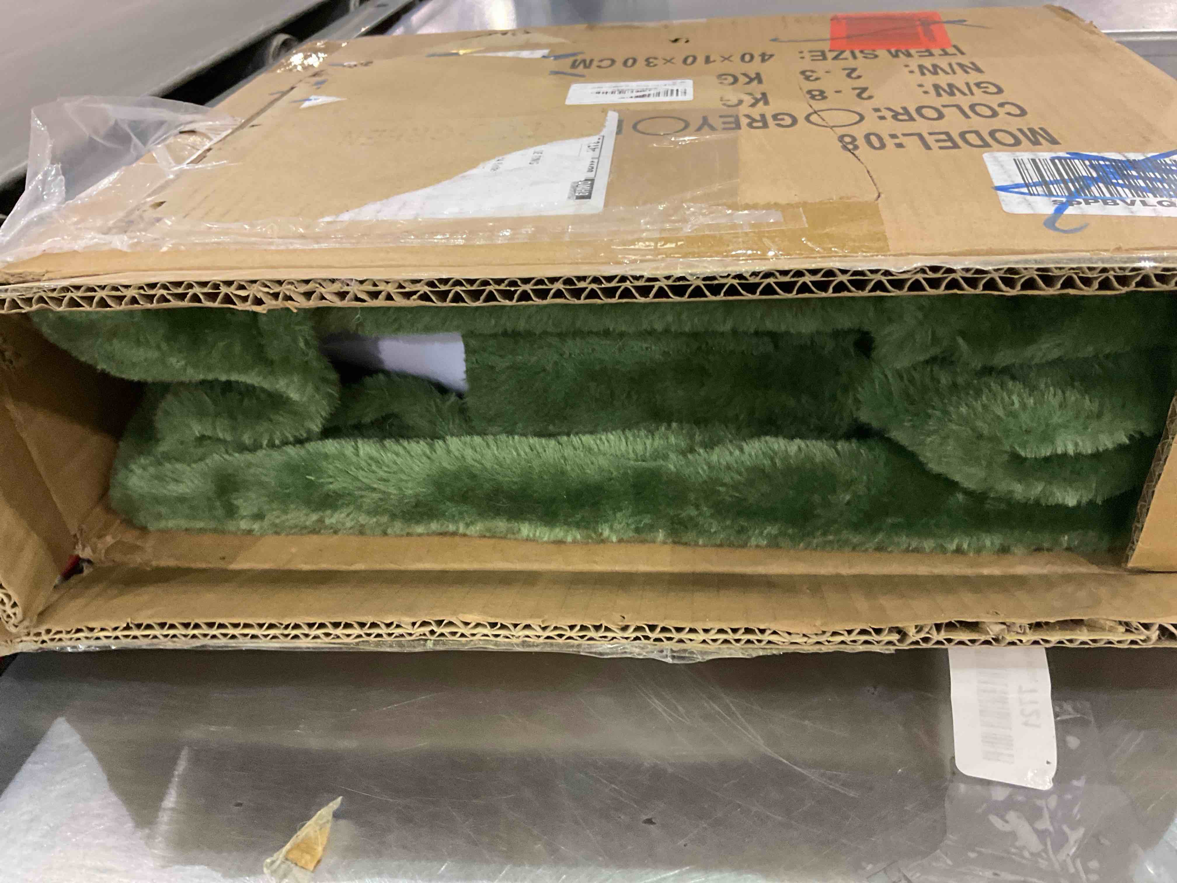 https://s3.amazonaws.com/lotting-images-prod/BargainHunt/EXS01177964_1709213212937.jpeg