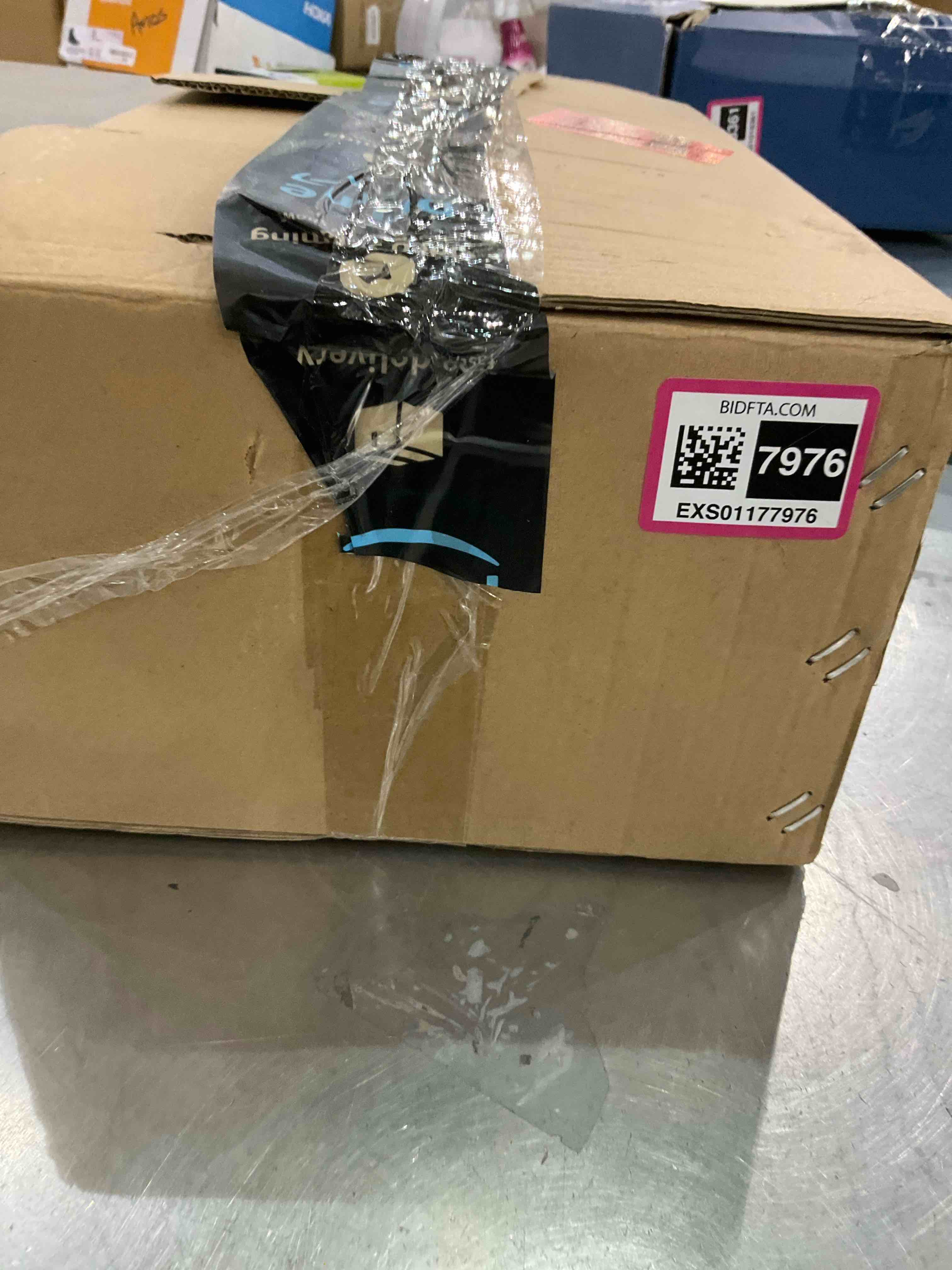 https://s3.amazonaws.com/lotting-images-prod/BargainHunt/EXS01177976_1709214207215.jpeg