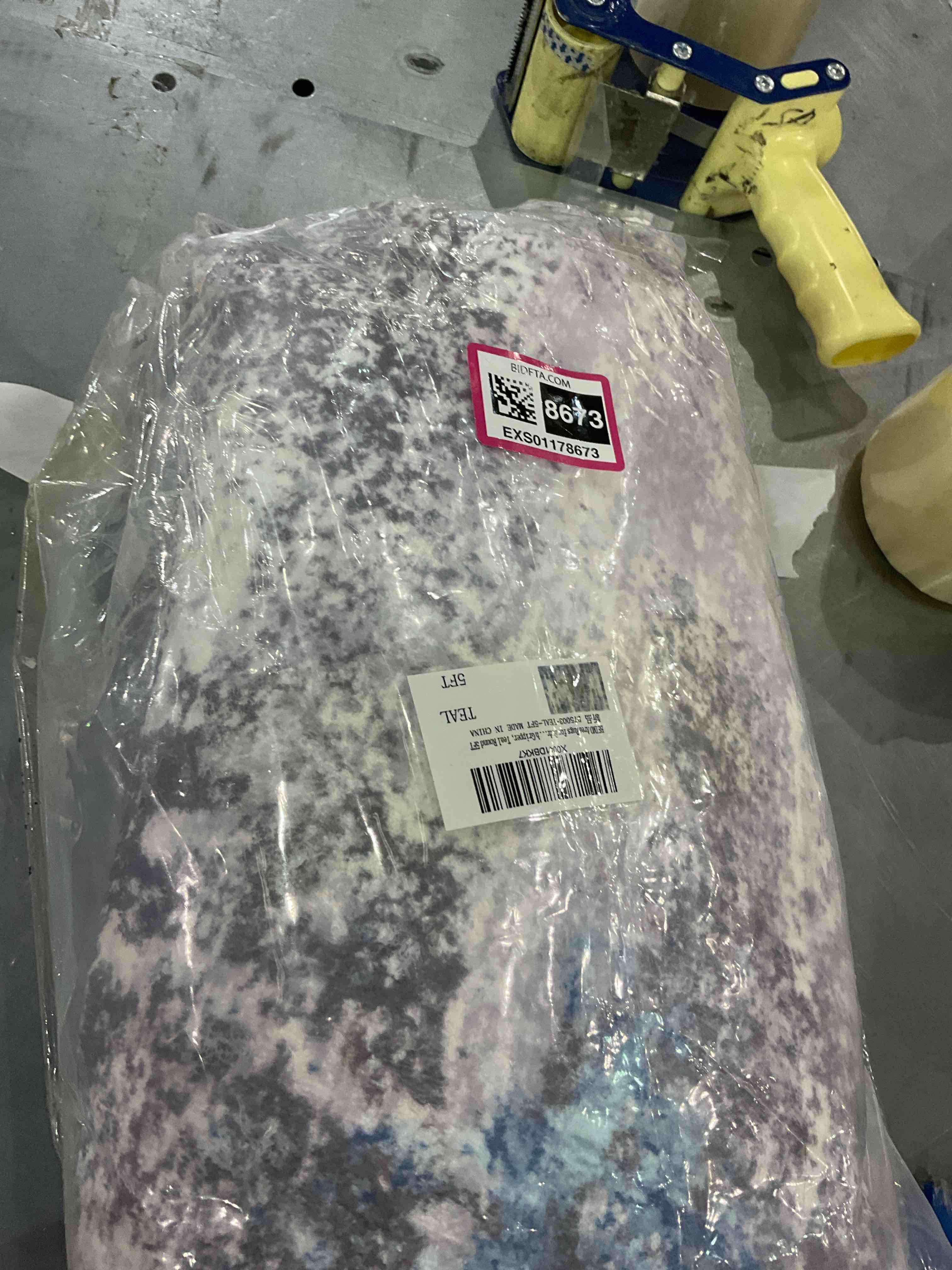 https://s3.amazonaws.com/lotting-images-prod/BargainHunt/EXS01178673_1710161226947.jpeg