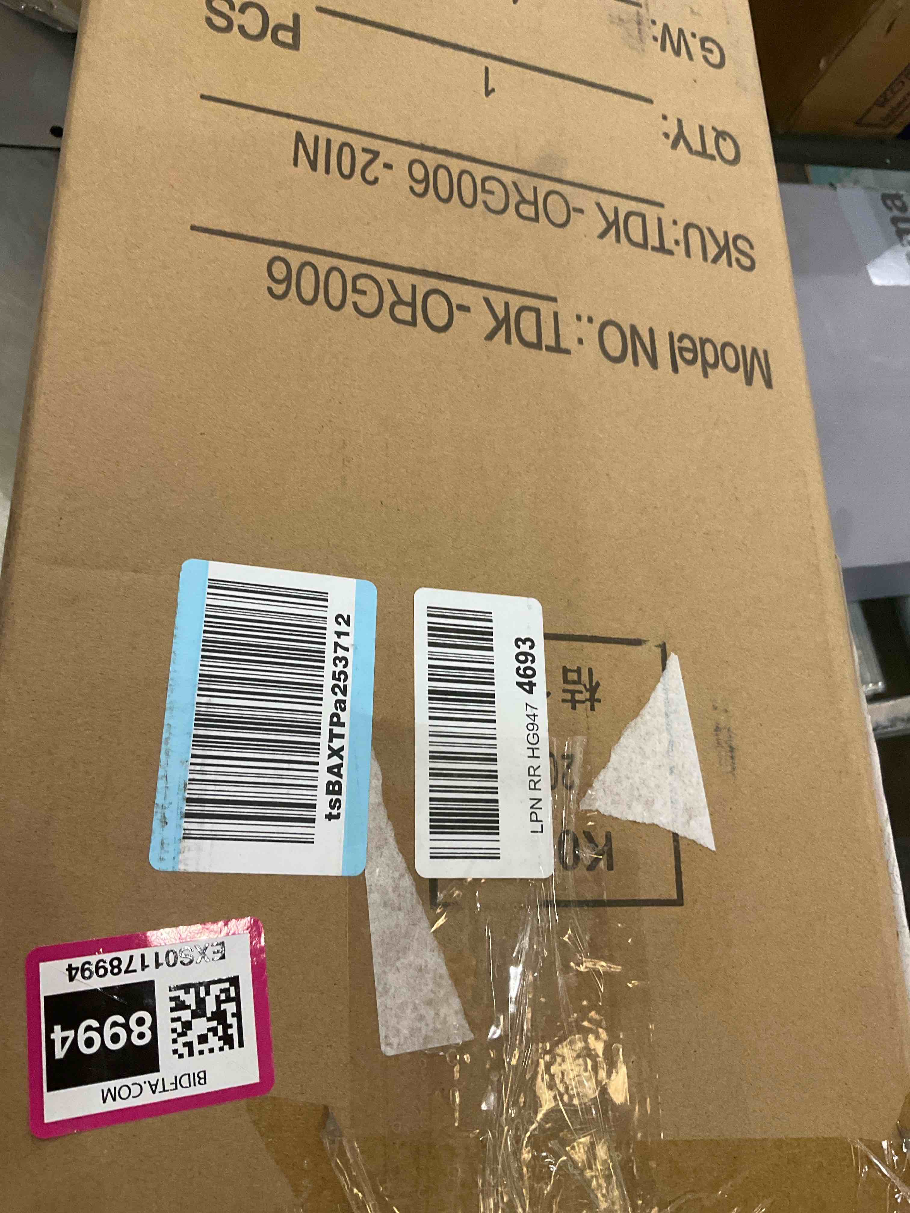 https://s3.amazonaws.com/lotting-images-prod/BargainHunt/EXS01178994_1710343131524.jpeg