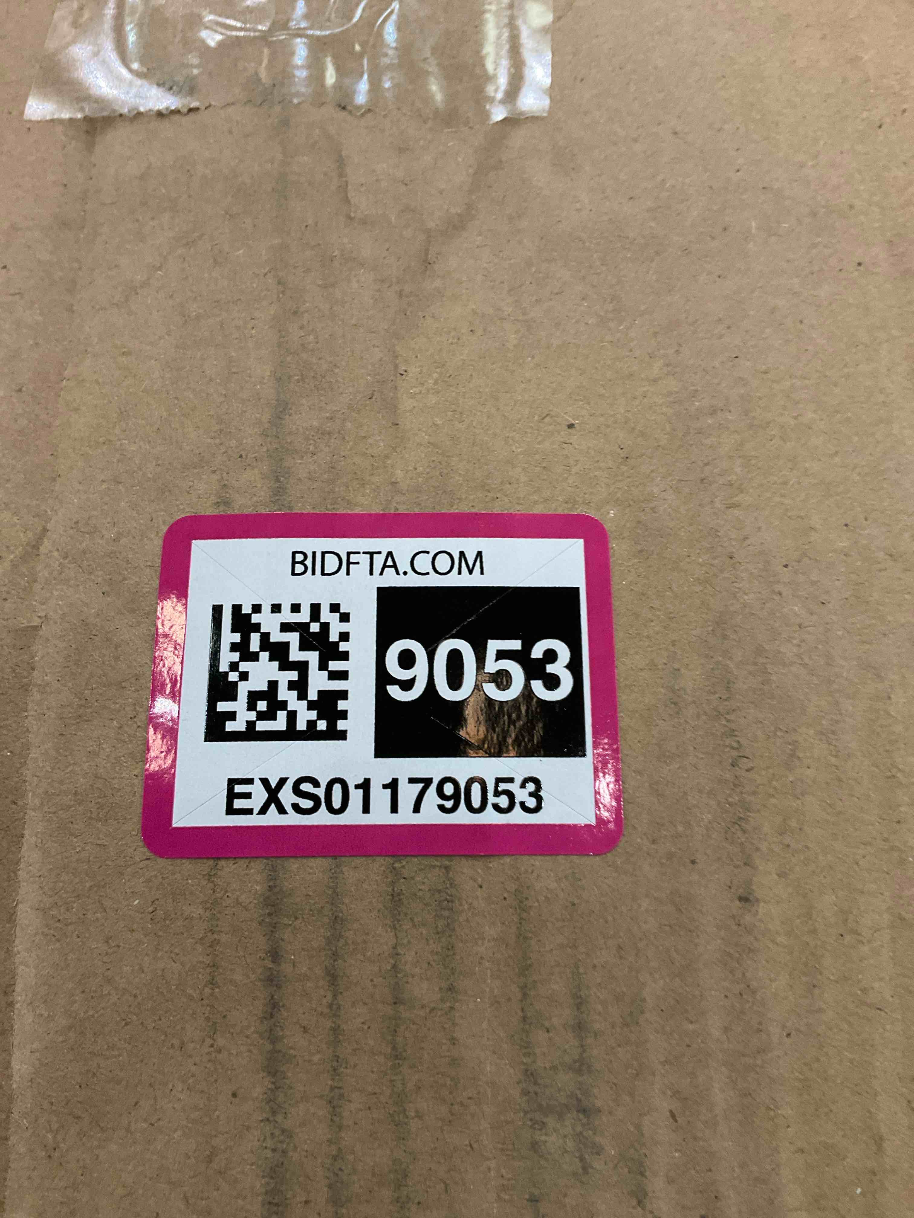 https://s3.amazonaws.com/lotting-images-prod/BargainHunt/EXS01179053_1708705465498.jpeg