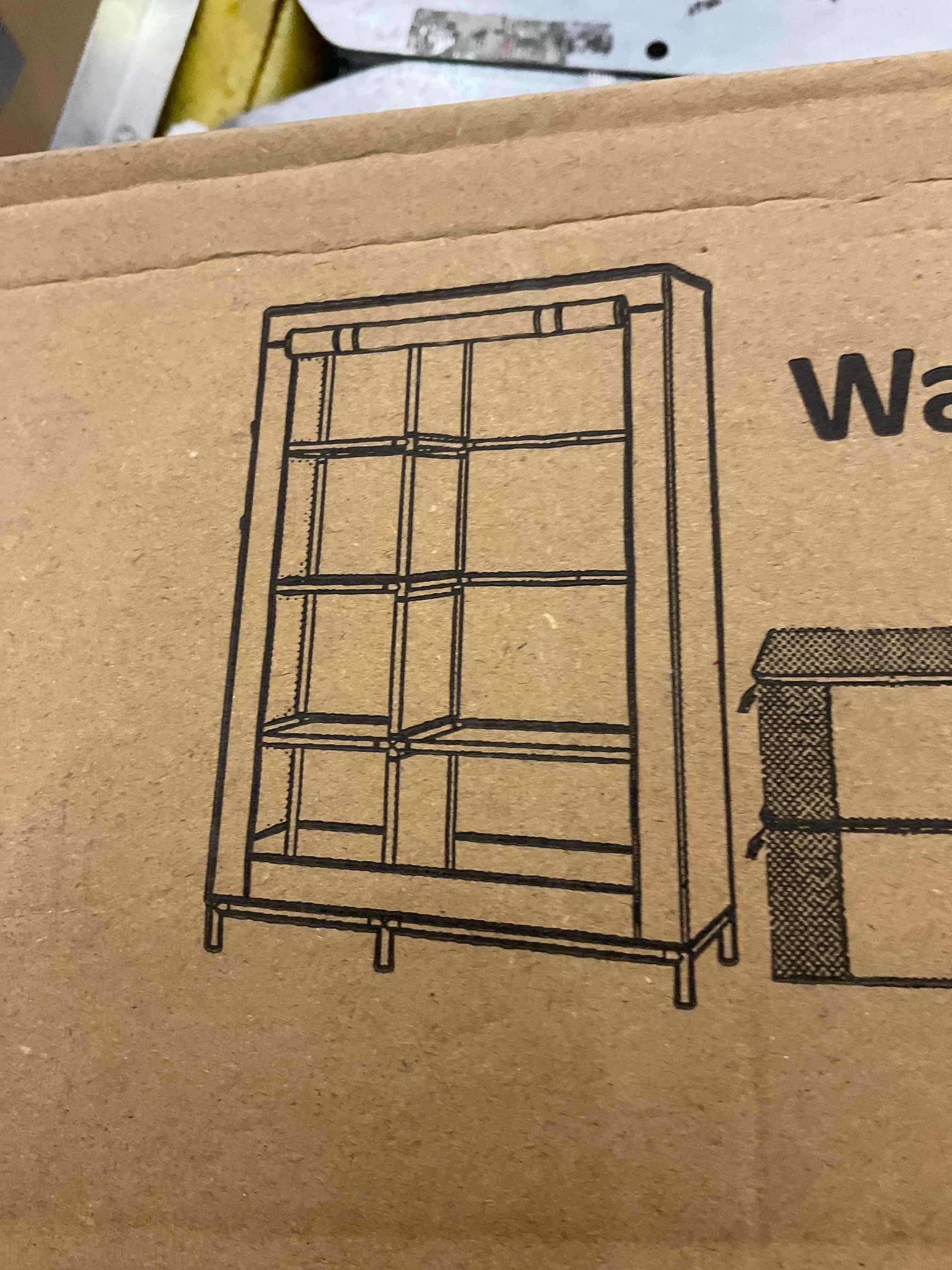 https://s3.amazonaws.com/lotting-images-prod/BargainHunt/EXS01179307_1709044521865.jpeg