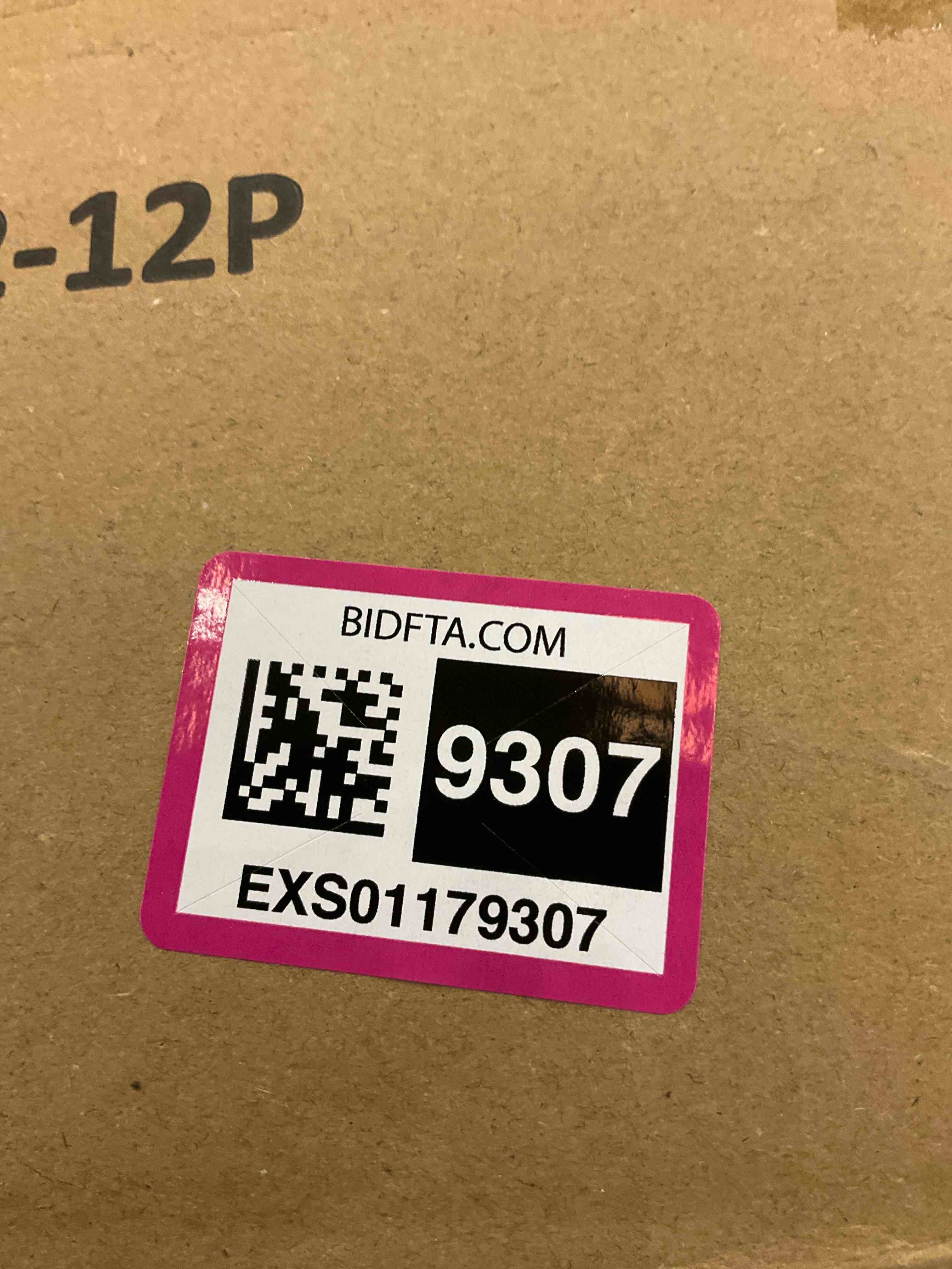 https://s3.amazonaws.com/lotting-images-prod/BargainHunt/EXS01179307_1709044524253.jpeg