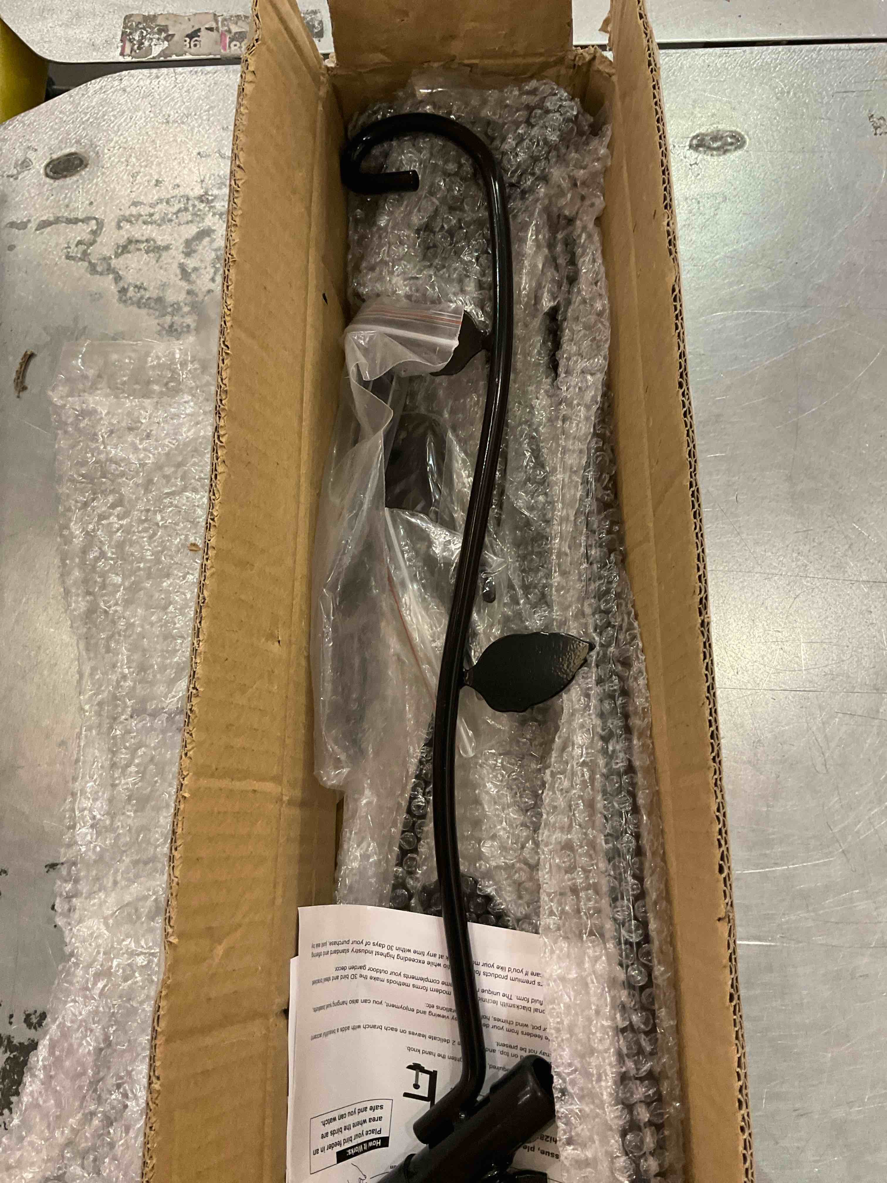 https://s3.amazonaws.com/lotting-images-prod/BargainHunt/EXS01179310_1709044800844.jpeg