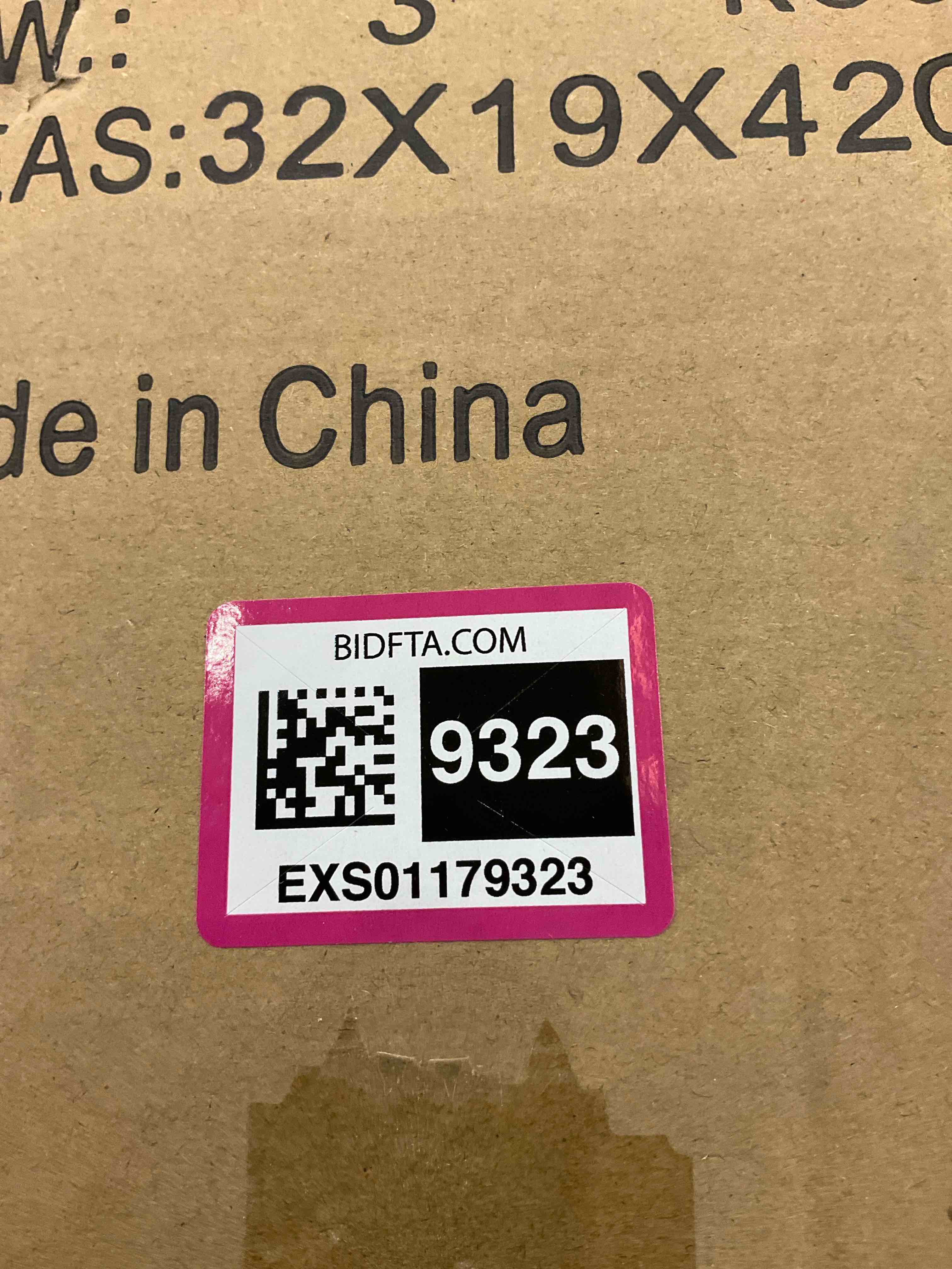 https://s3.amazonaws.com/lotting-images-prod/BargainHunt/EXS01179323_1709046394320.jpeg