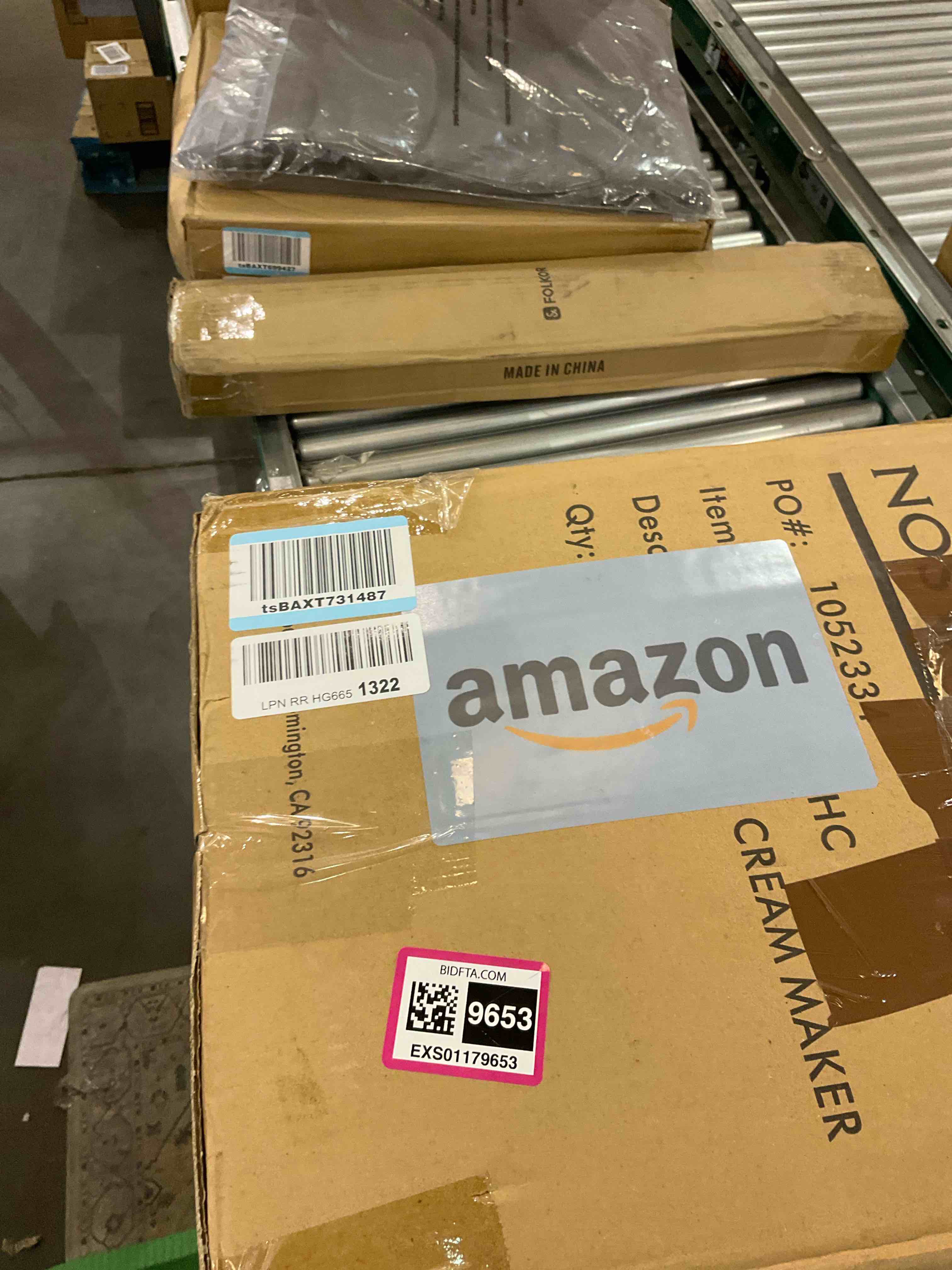 https://s3.amazonaws.com/lotting-images-prod/BargainHunt/EXS01179653_1708109127727.jpeg