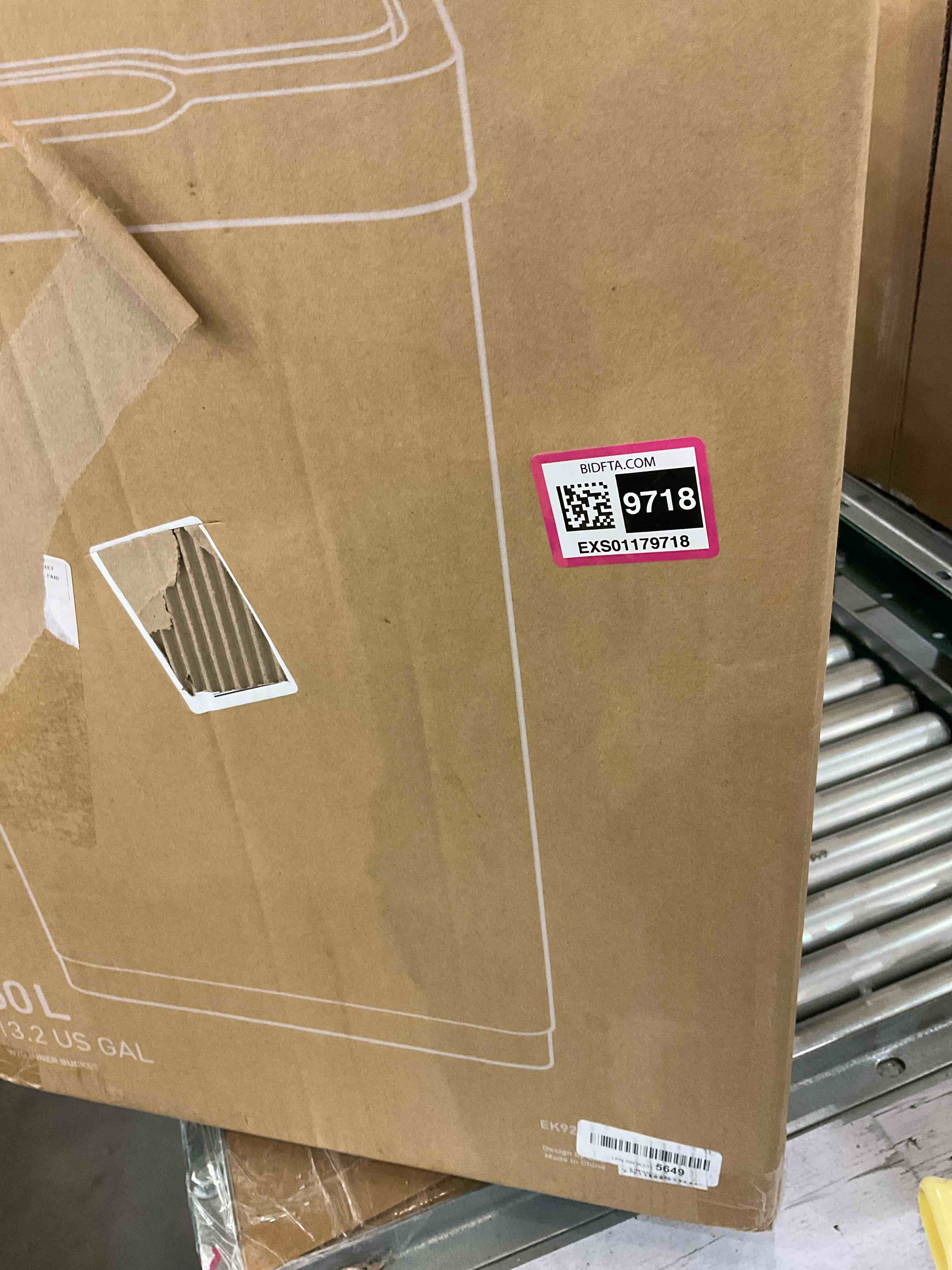 https://s3.amazonaws.com/lotting-images-prod/BargainHunt/EXS01179718_1708358075895.jpeg